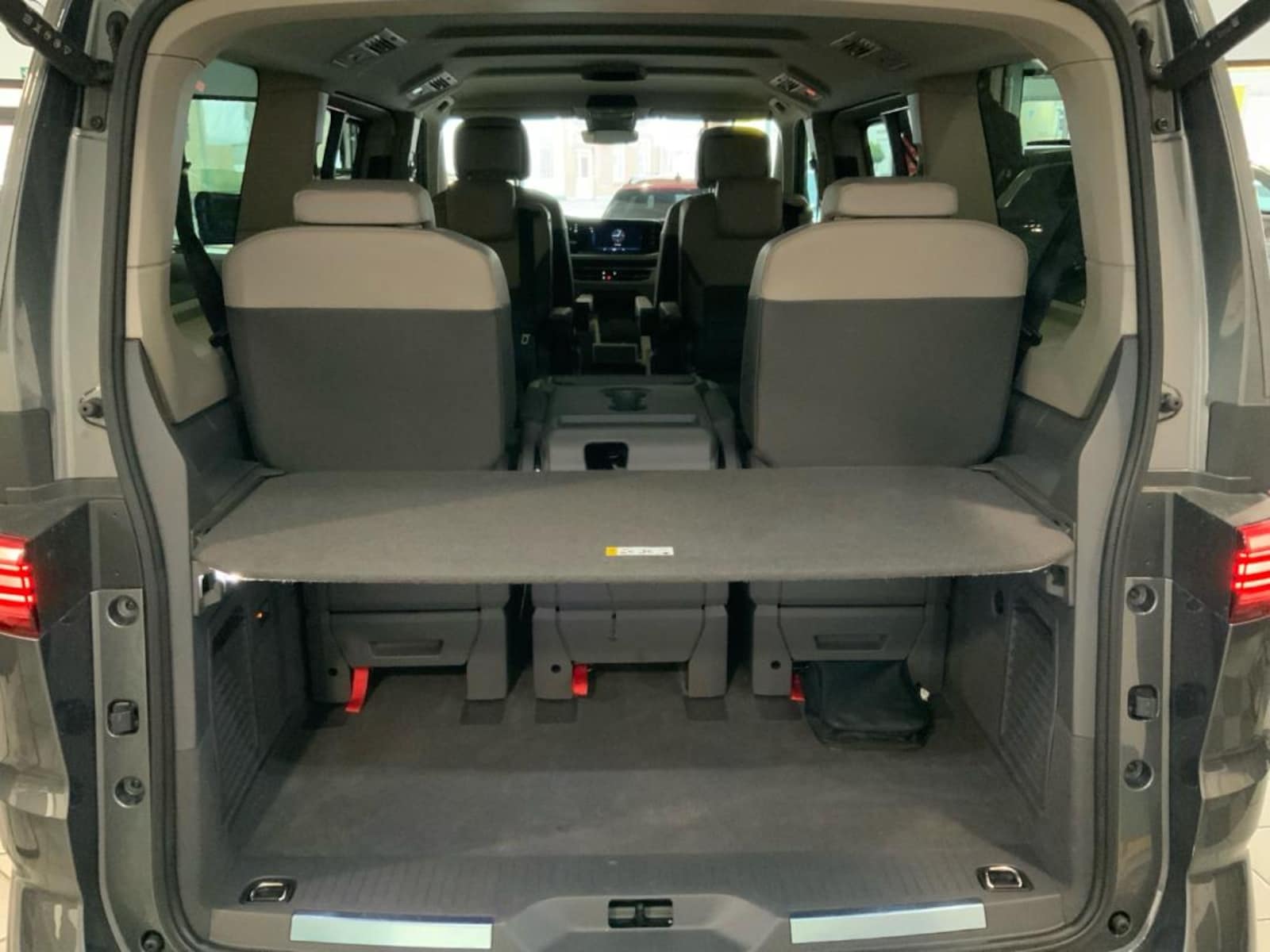 Volkswagen Multivan Langversion – Bild 6