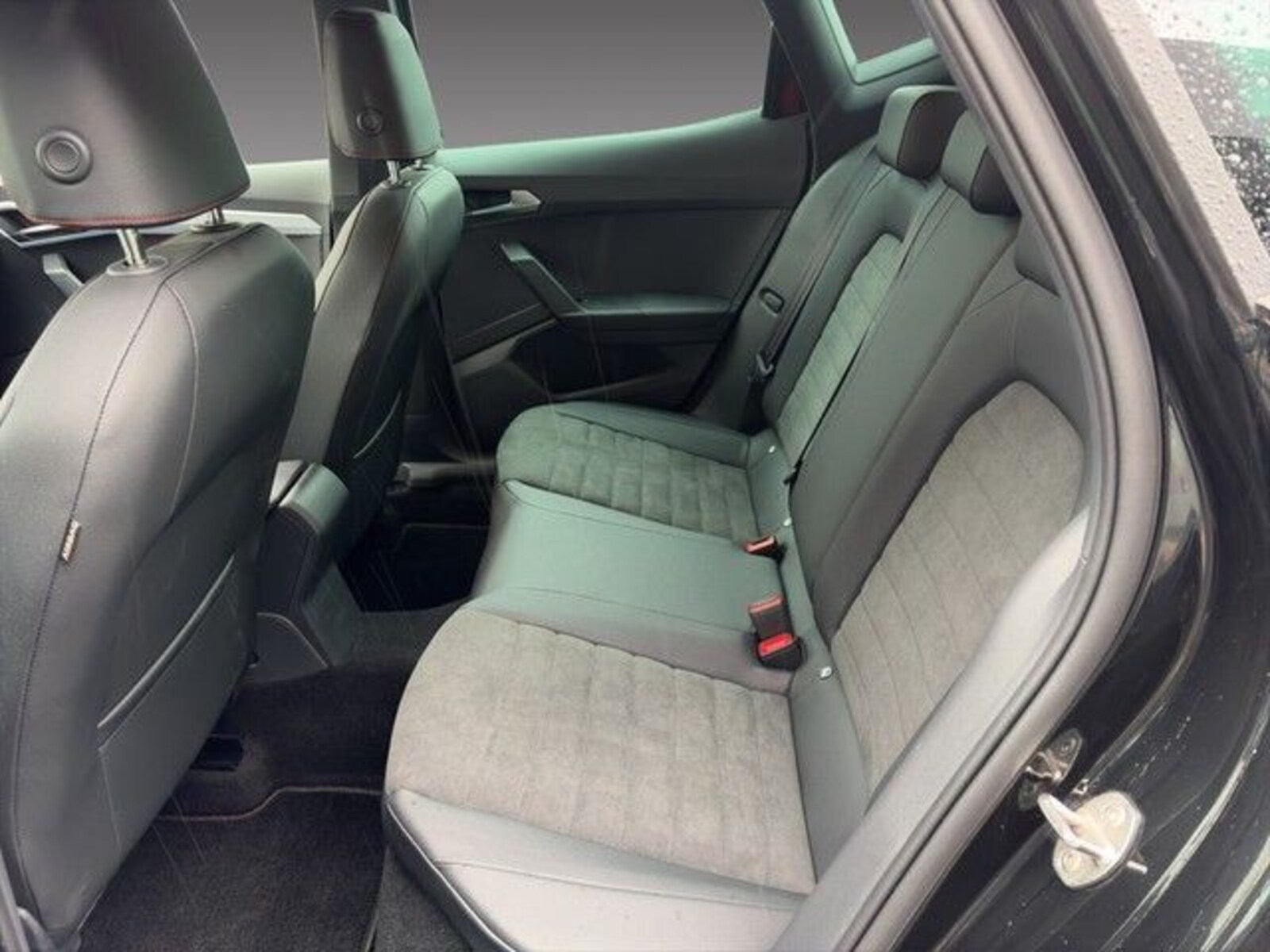 SEAT Arona – Bild 13