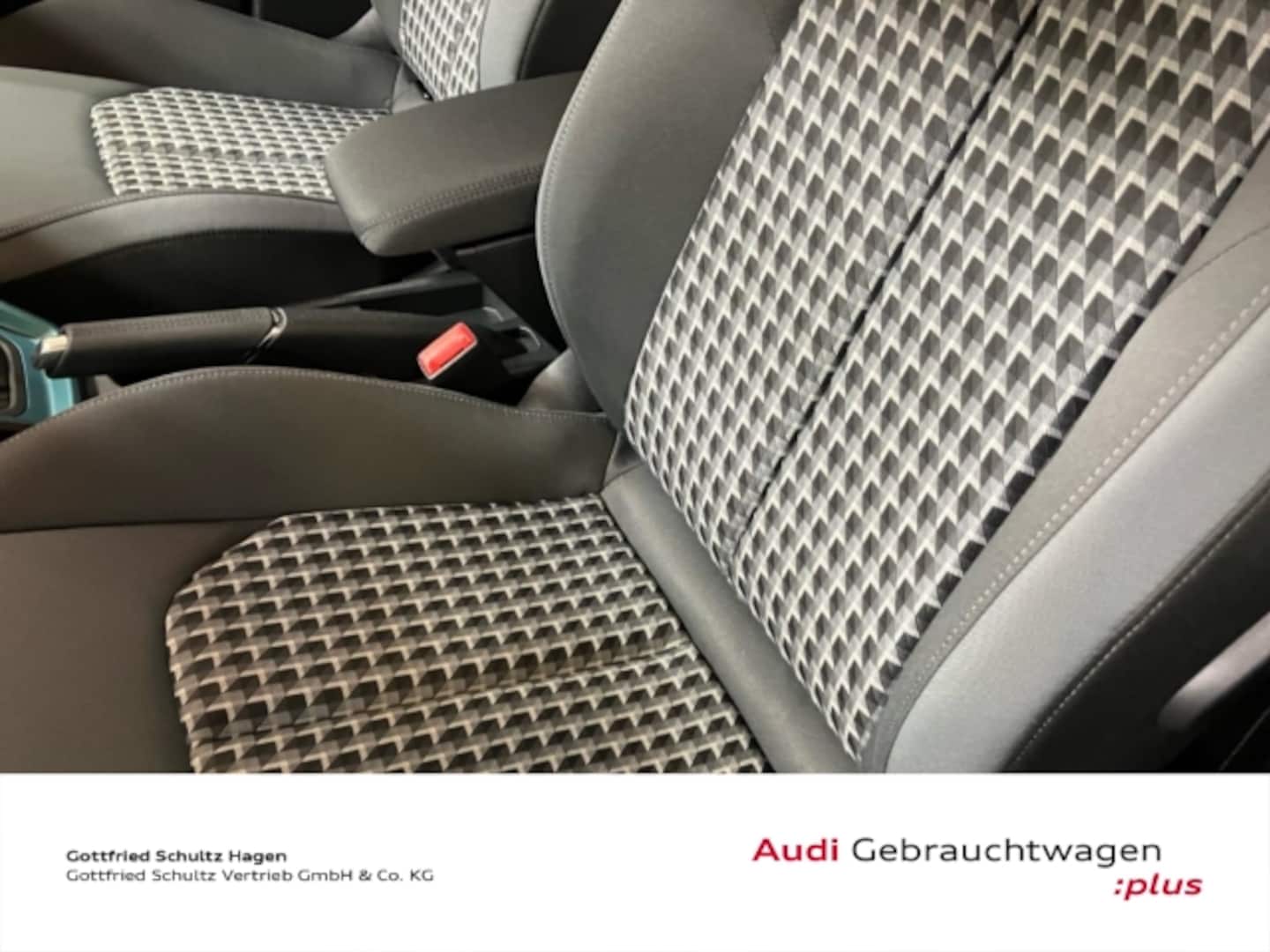 Bild über Audi A1 Sportback advanced 30 TFSI S tronic - für weitere Informationen kontaktieren Sie den Audi Partner