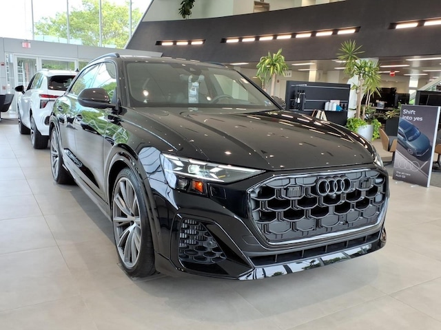 2026 Audi Q8