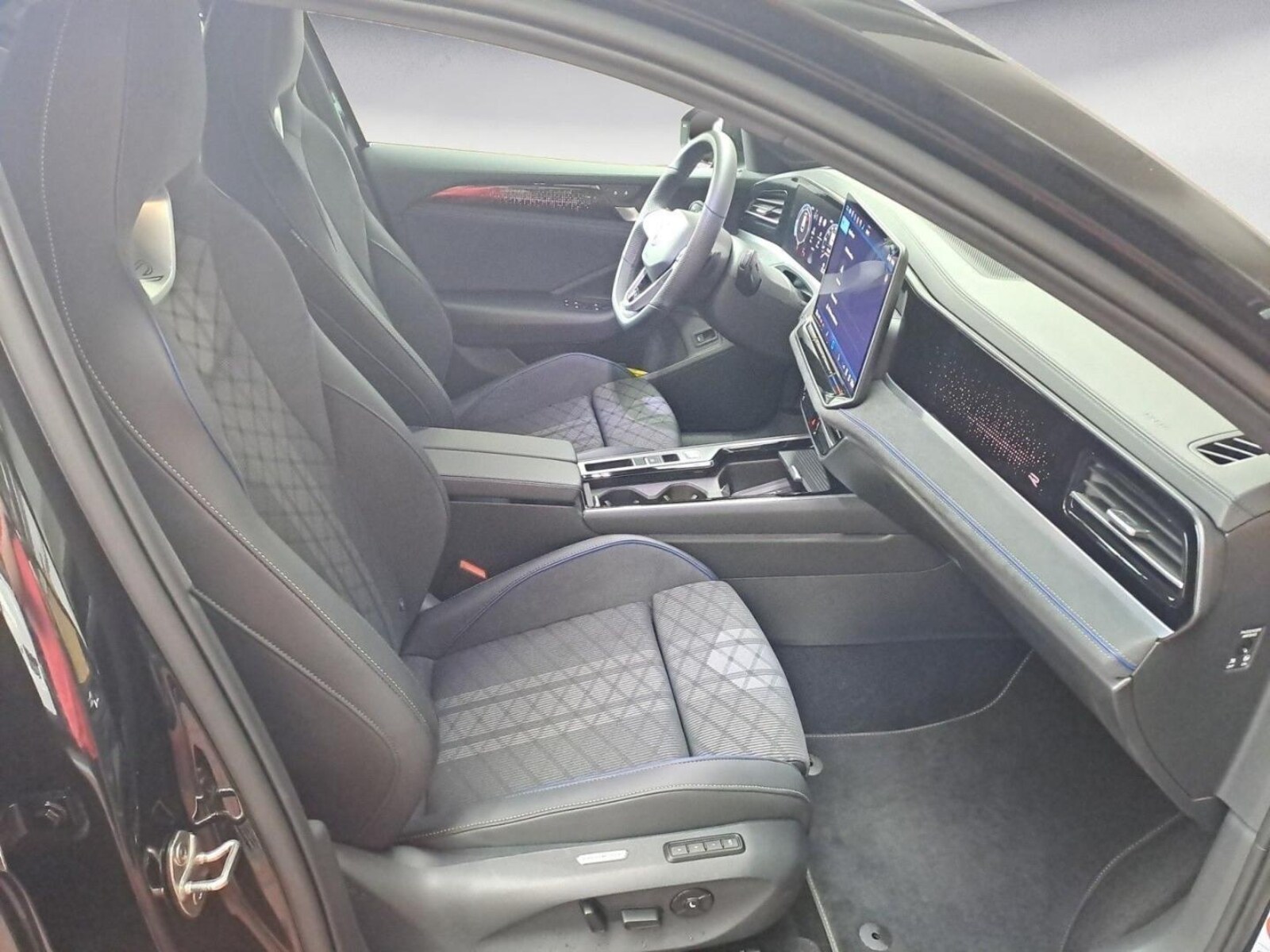 Volkswagen Passat – Bild 13