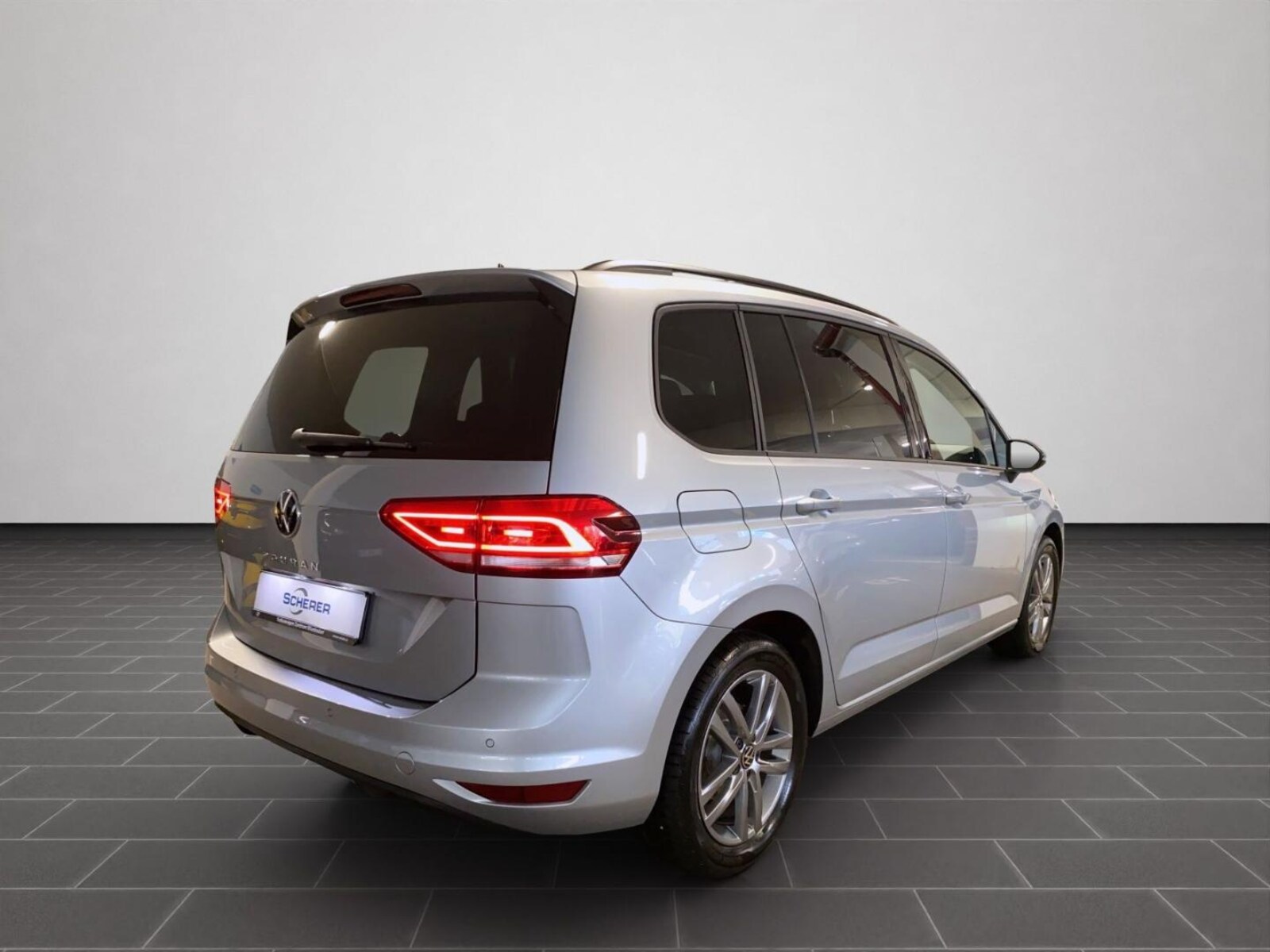 Volkswagen Touran – Bild 2