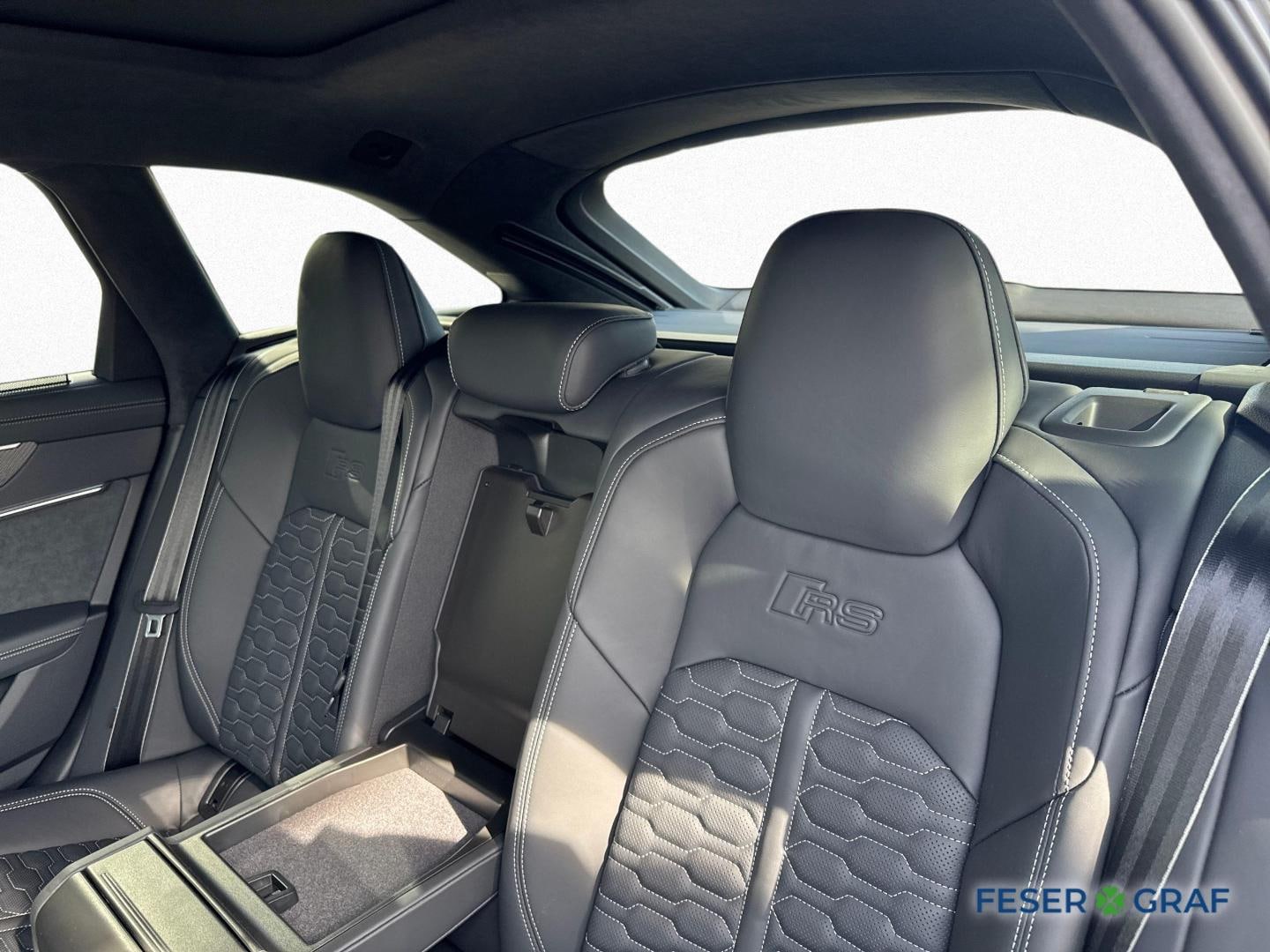 Bild über Audi RS 6 Avant TFSI quattro tiptronic - für weitere Informationen kontaktieren Sie den Audi Partner