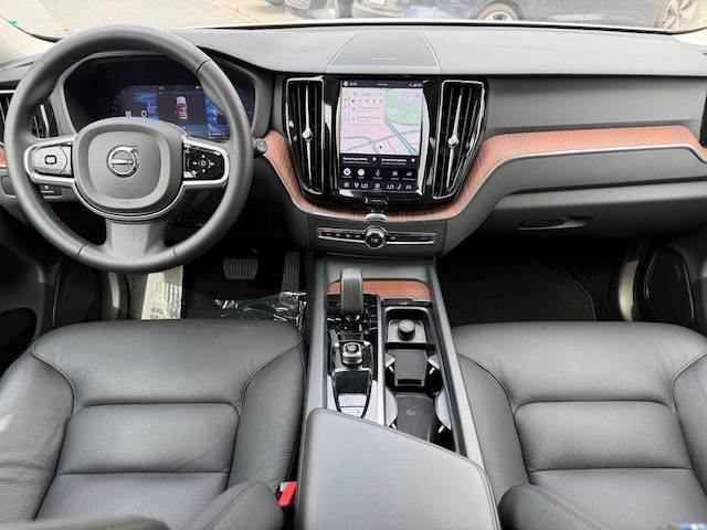 2024 Volvo XC60 Recharge Plug-In Hybrid