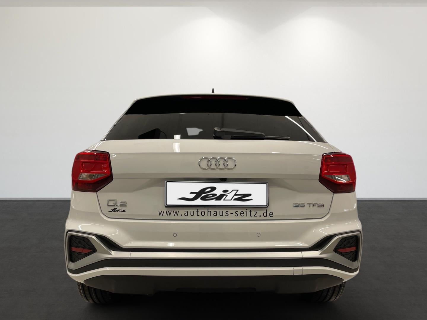 Bild über Audi Q2 S line 35 TFSI S tronic - für weitere Informationen kontaktieren Sie den Audi Partner