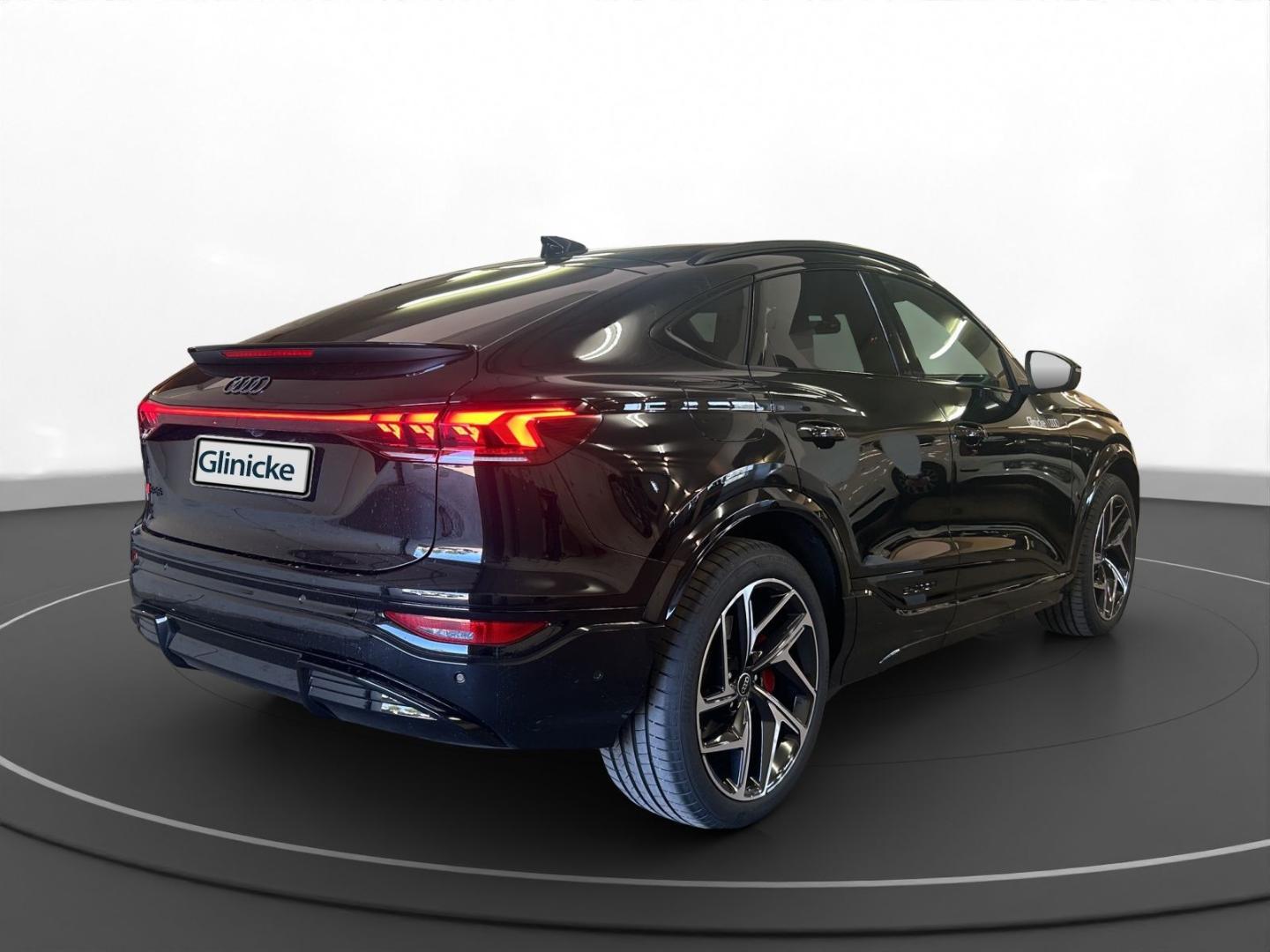 Image about Audi SQ6 Sportback e-tron e-tron