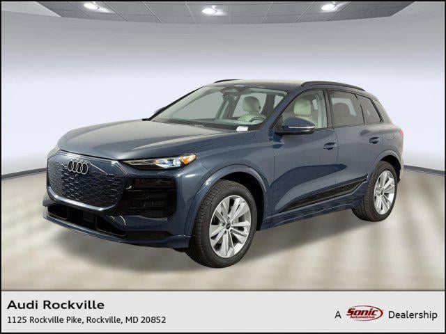 2025 Audi Q6 e-tron Premium's photo