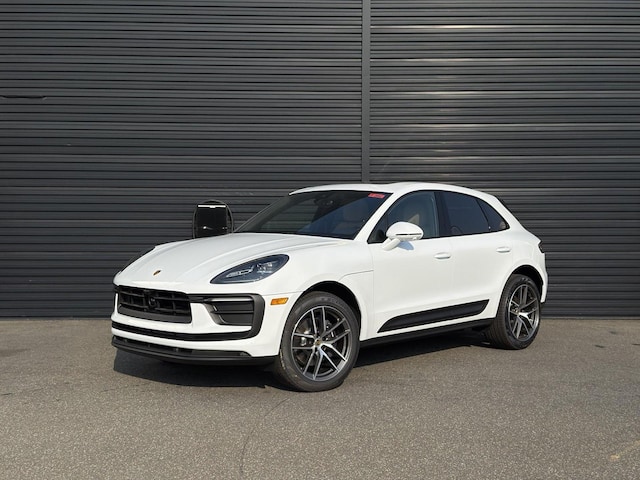 2025 Porsche Macan