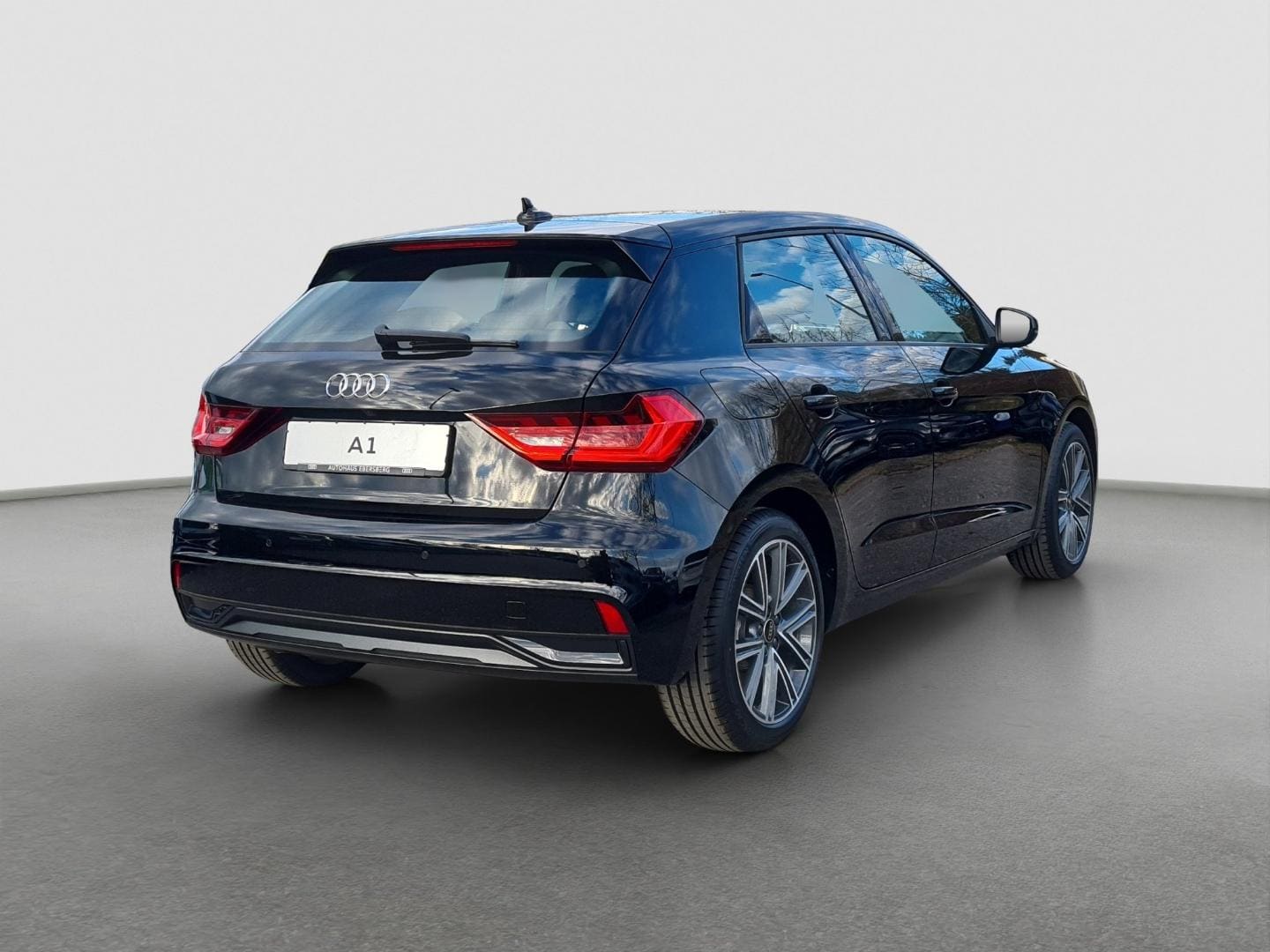 Bild über Audi A1 Sportback advanced 30 TFSI S tronic - für weitere Informationen kontaktieren Sie den Audi Partner