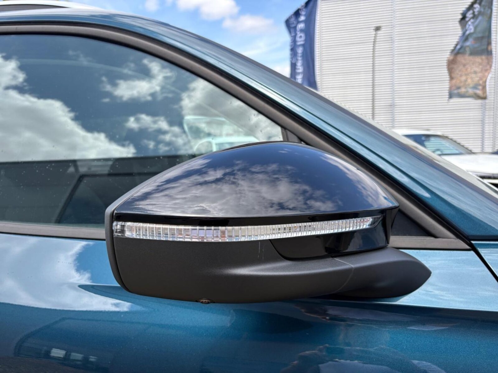 Volkswagen Tiguan – Bild 27
