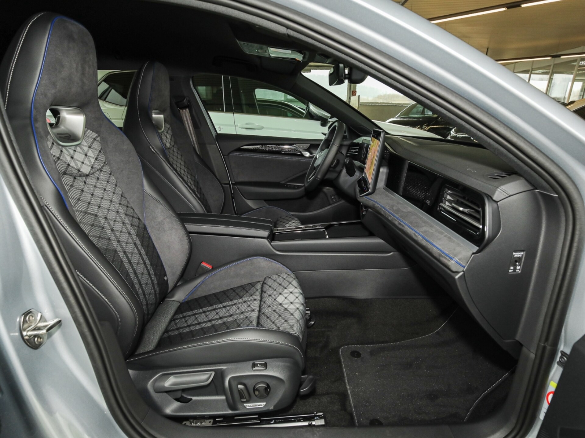Volkswagen Passat R-Line