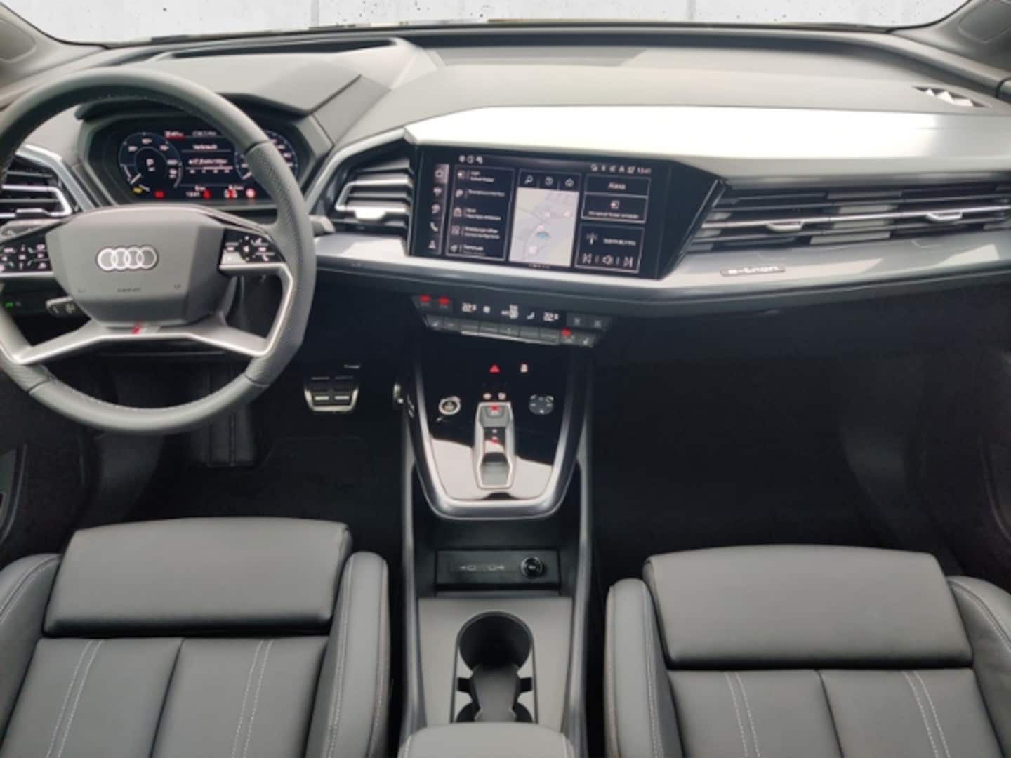 Bild über Audi Q4 e-tron 45 e-tron - für weitere Informationen kontaktieren Sie den Audi Partner