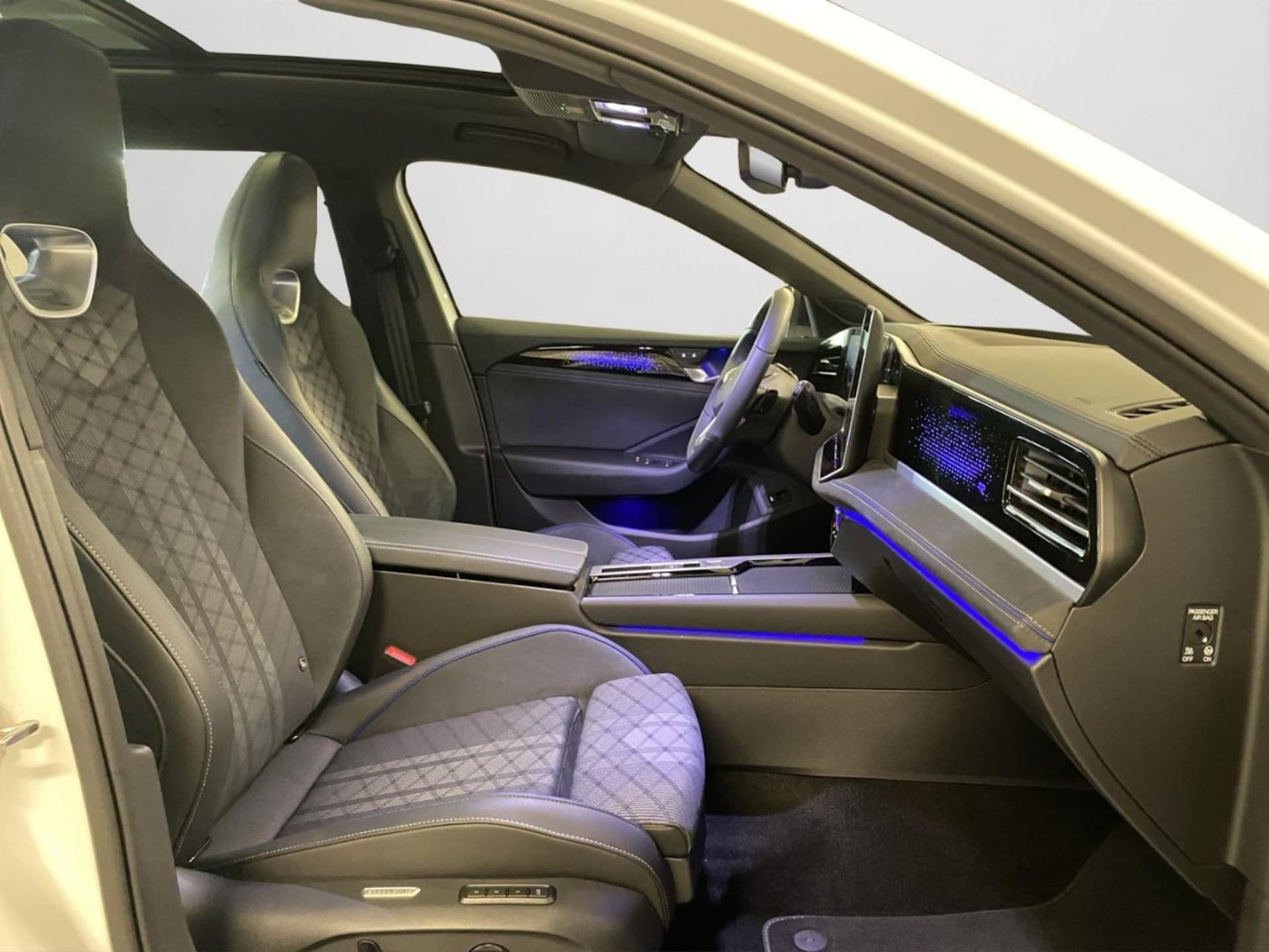 Volkswagen Passat R-Line