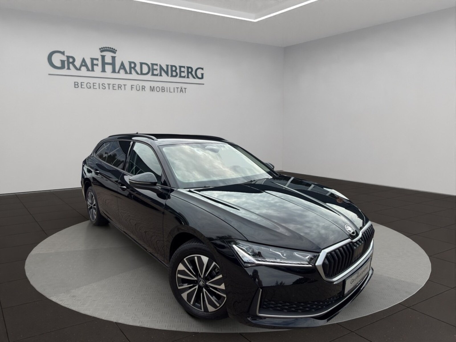 Škoda Superb Combi – Bild 8