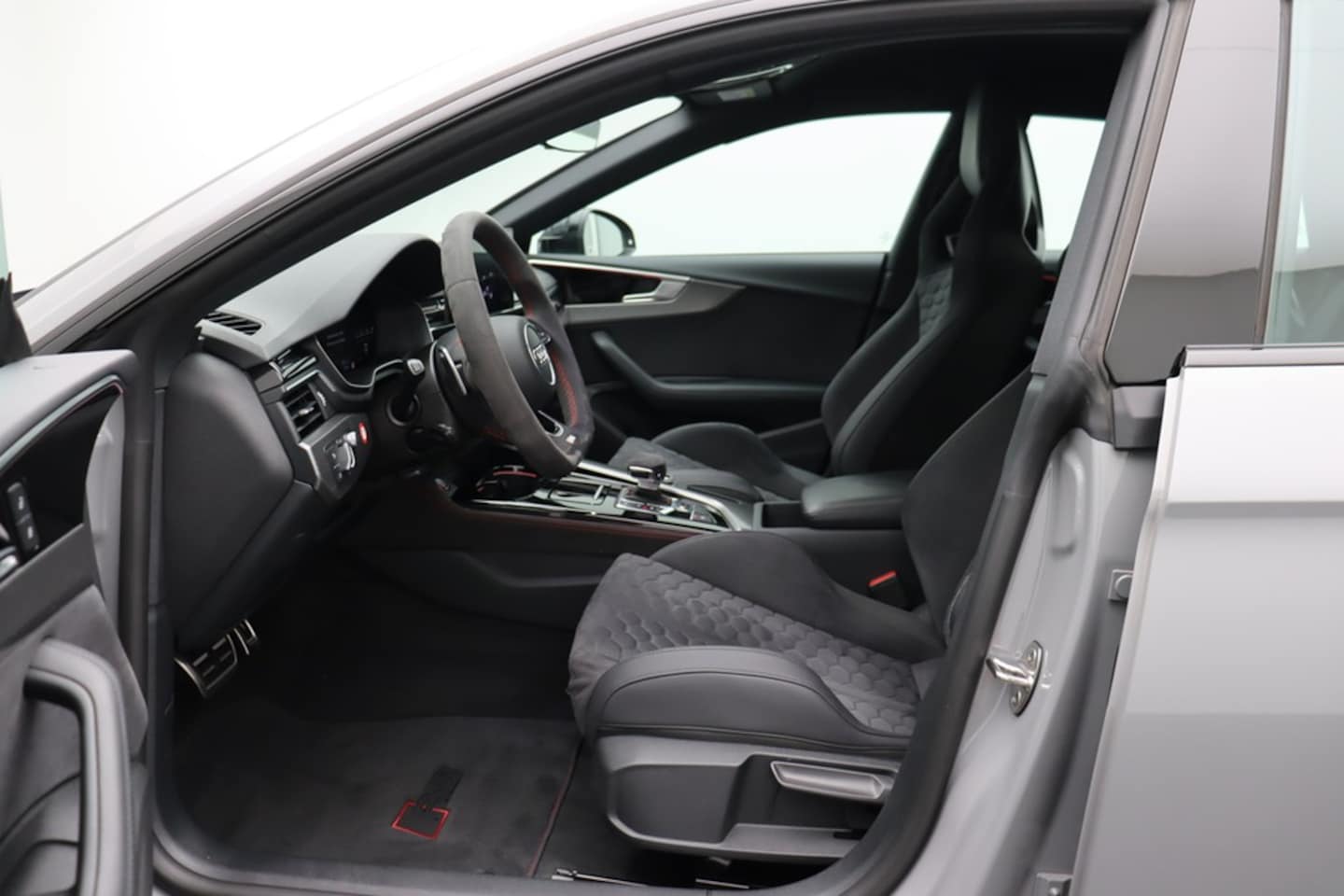 Bild über Audi RS 5 Sportback TFSI quattro tiptronic - für weitere Informationen kontaktieren Sie den Audi Partner