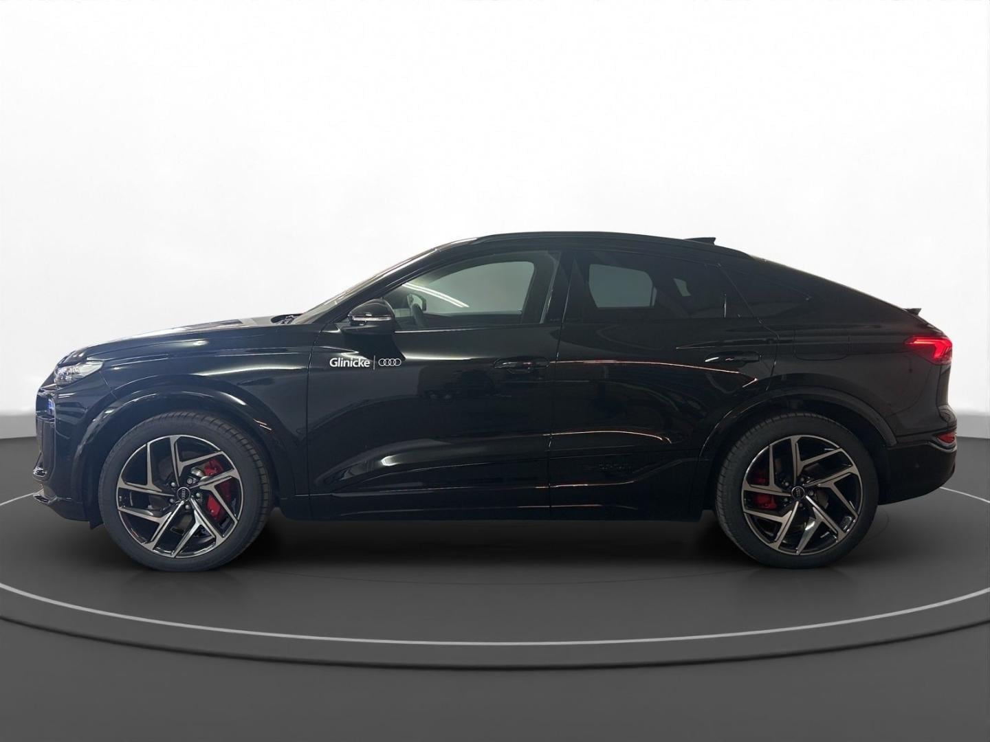 Image about Audi SQ6 Sportback e-tron e-tron