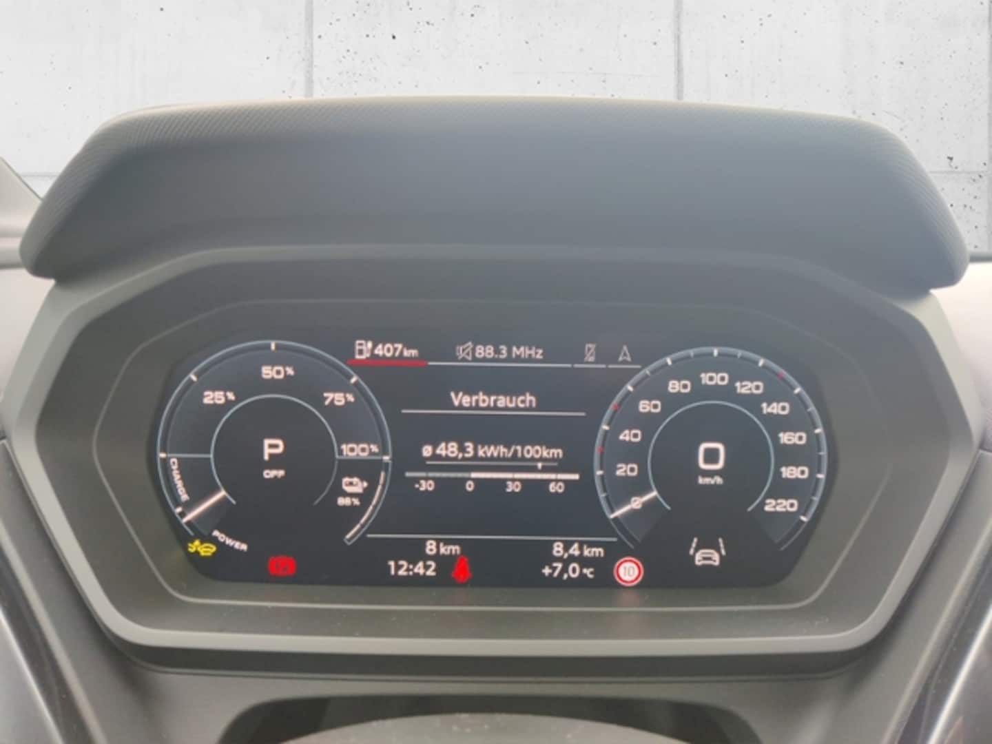 Bild über Audi Q4 e-tron 45 e-tron - für weitere Informationen kontaktieren Sie den Audi Partner