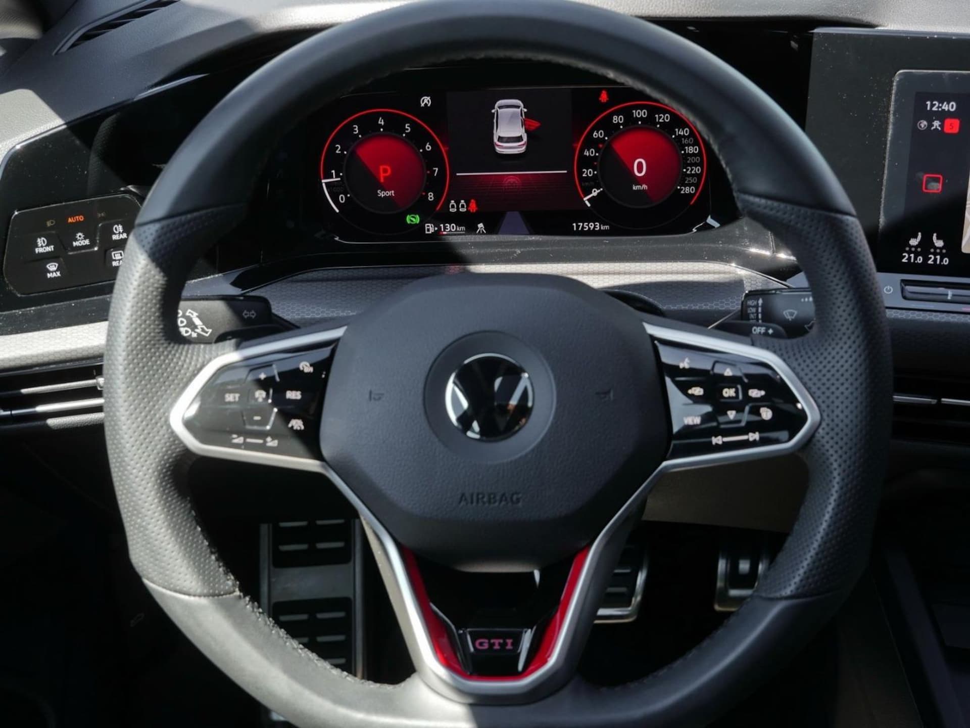 Volkswagen Golf GTI