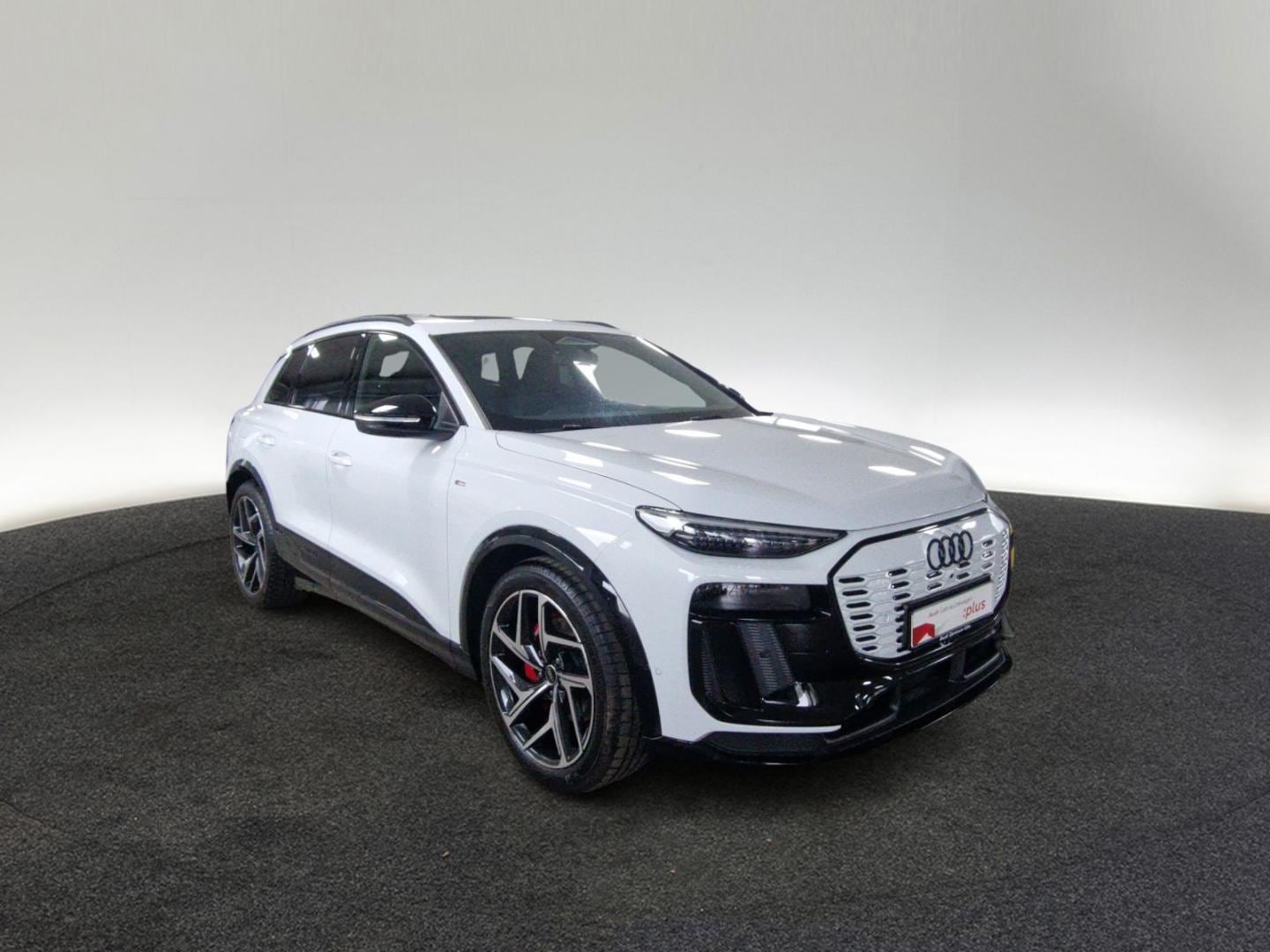 Bild über Audi Q6 SUV e-tron e-tron quattro - für weitere Informationen kontaktieren Sie den Audi Partner