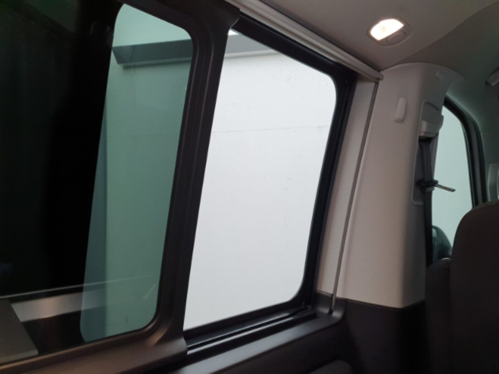 Volkswagen T6.1 California – Bild 13