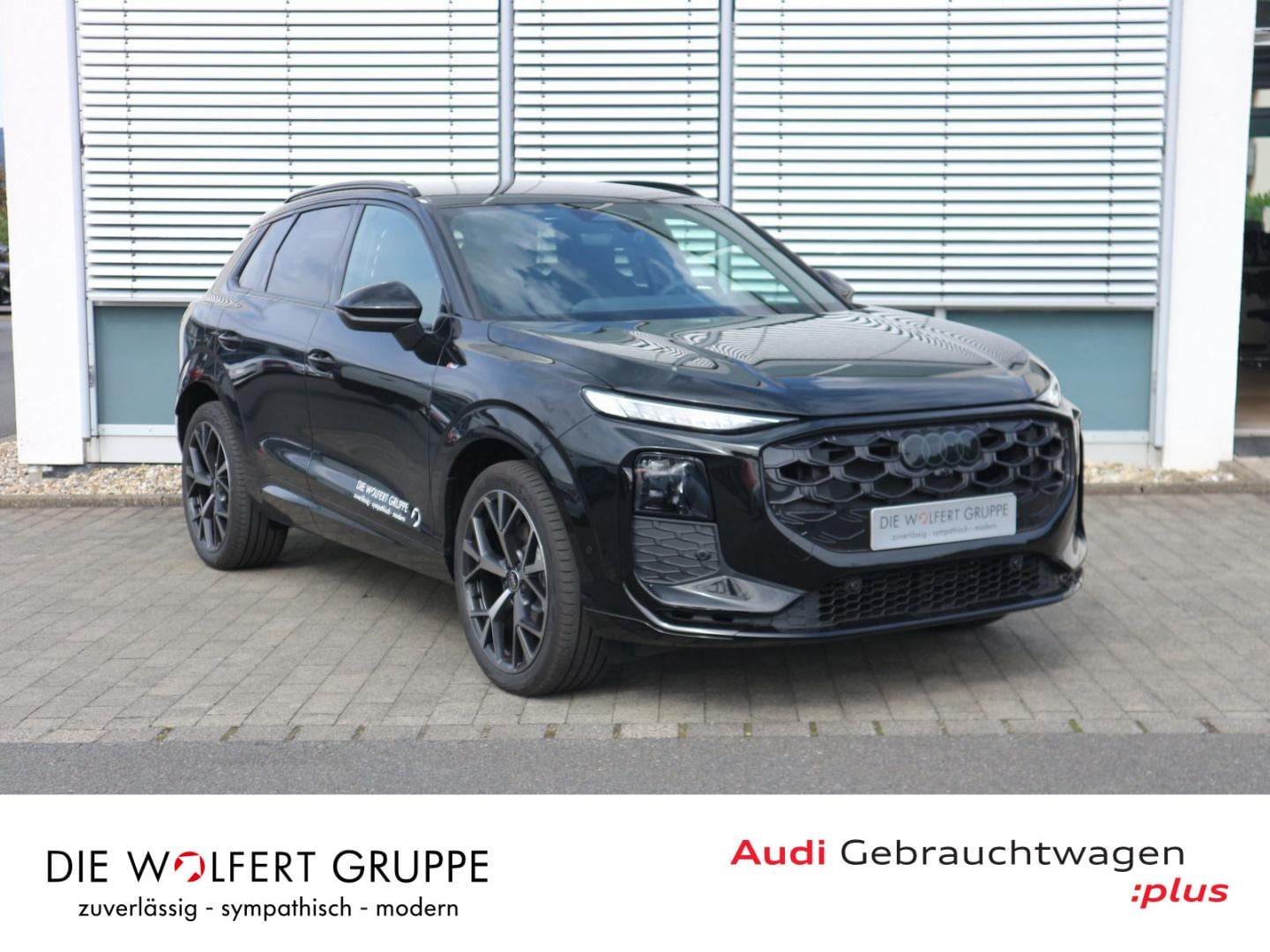 Bild über Audi Q3 SUV TFSI quattro 150 kW S tronic - für weitere Informationen kontaktieren Sie den Audi Partner