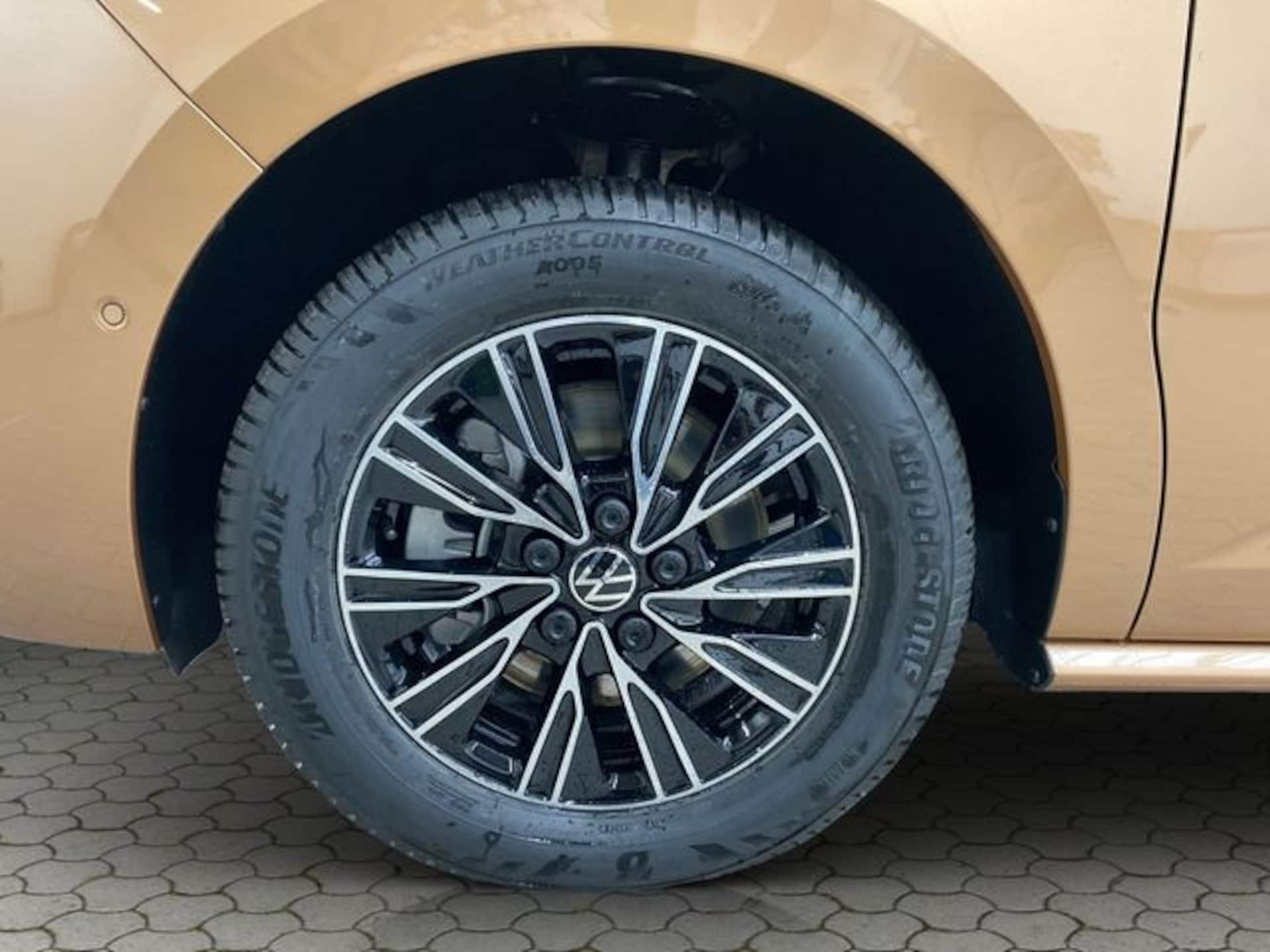 Volkswagen Multivan Life