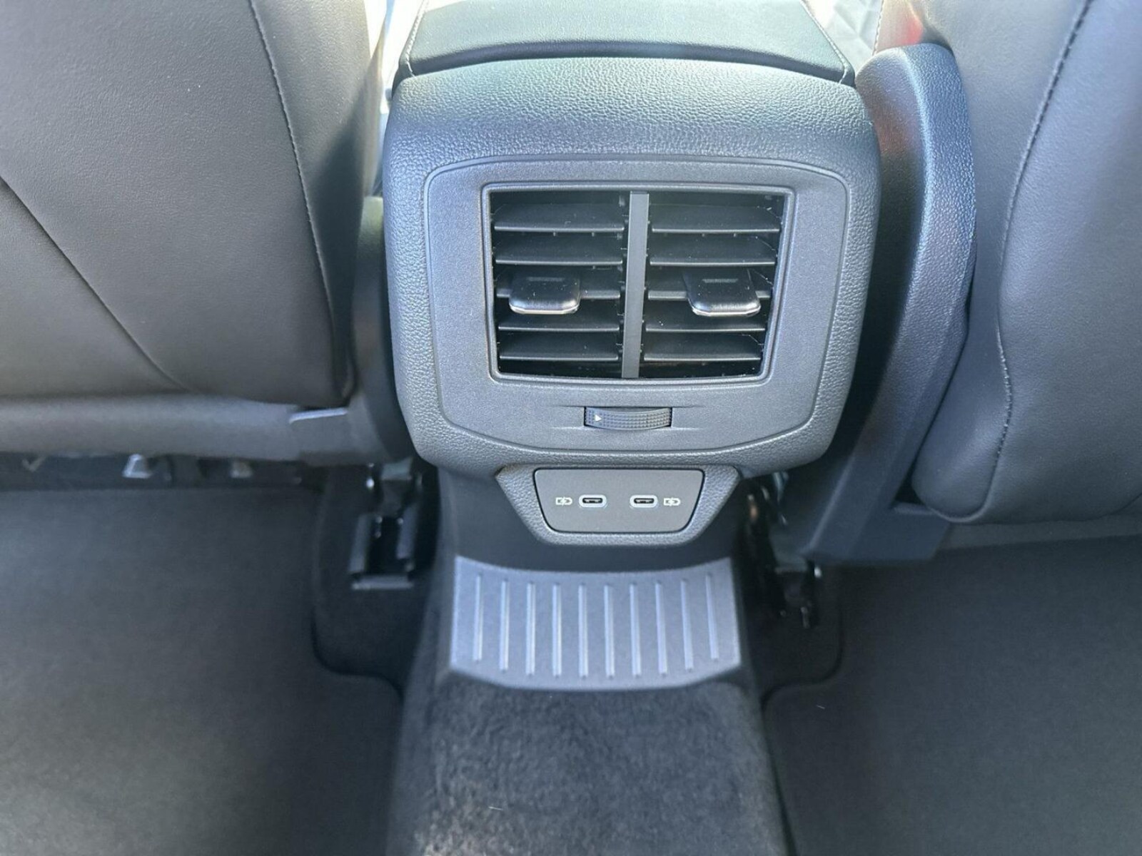 Volkswagen T-Roc – Bild 15