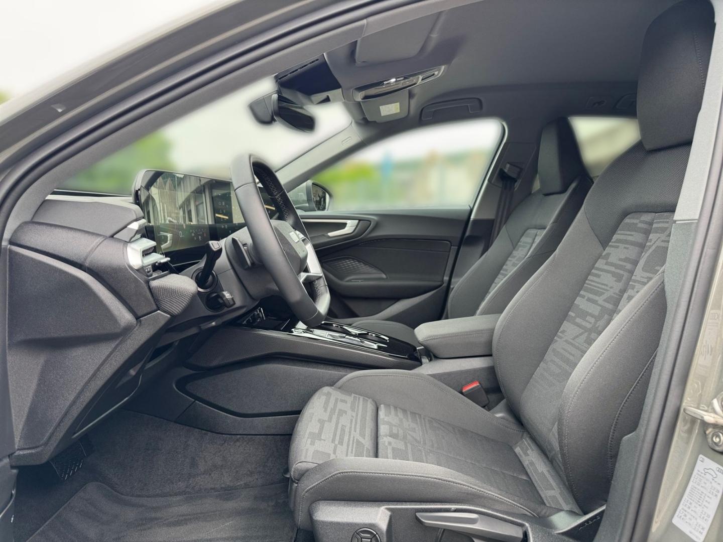 Bild über Audi A5 Avant TFSI 110 kW S tronic - für weitere Informationen kontaktieren Sie den Audi Partner