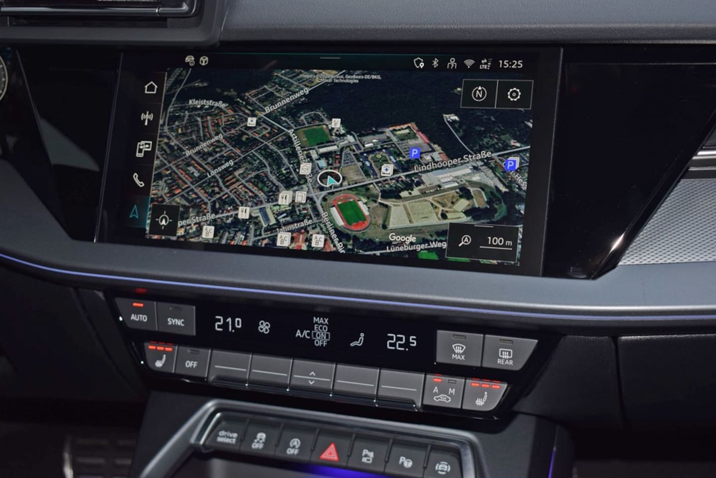 Bild über Audi A3 Sportback S line 35 TFSI S tronic - für weitere Informationen kontaktieren Sie den Audi Partner