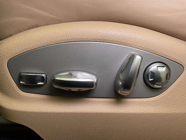 2025 Porsche Macan Base - Photo 17