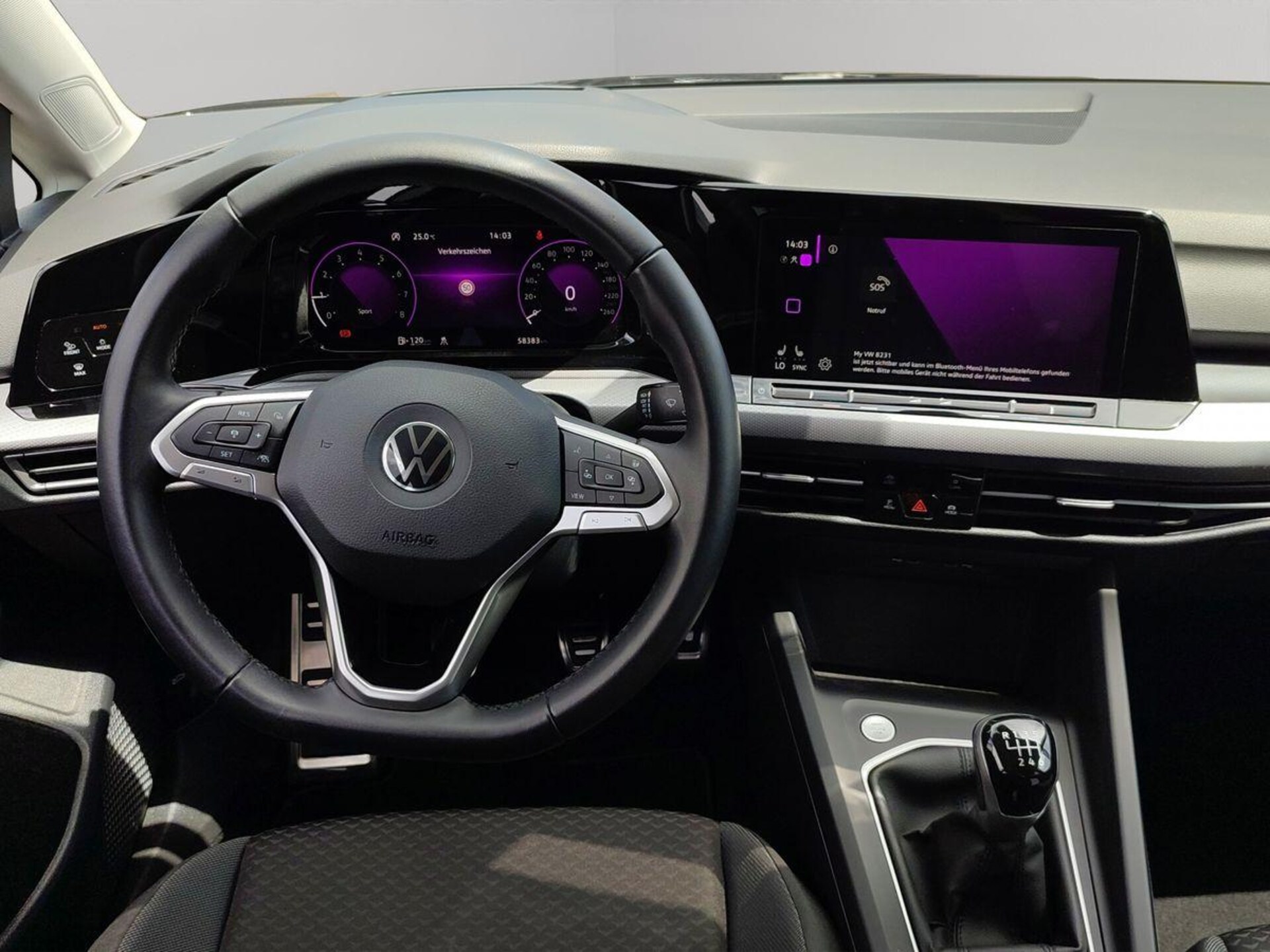 Volkswagen Golf Active