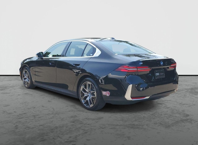 2024 BMW i5