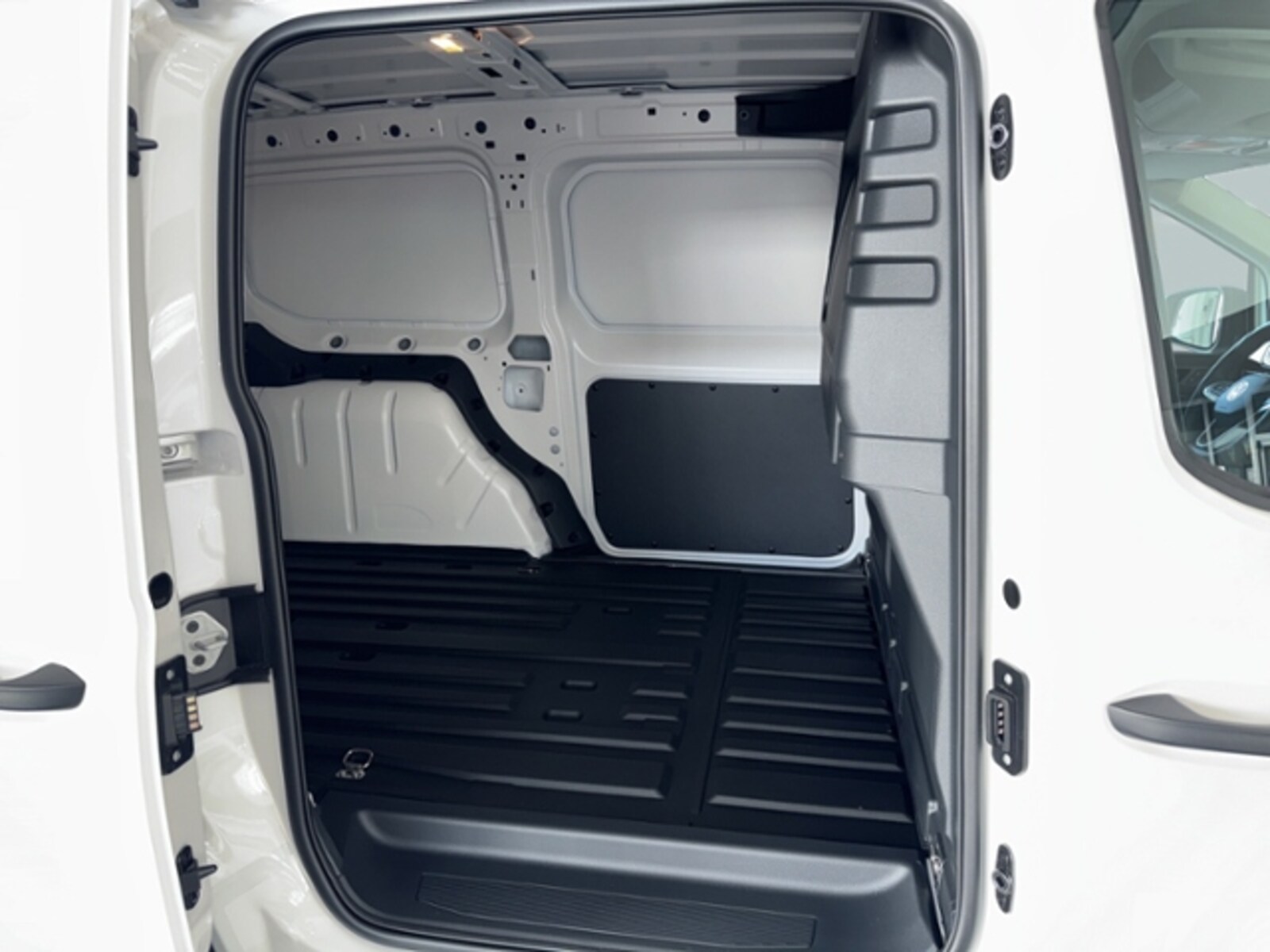 Volkswagen Caddy Maxi Cargo – Bild 16