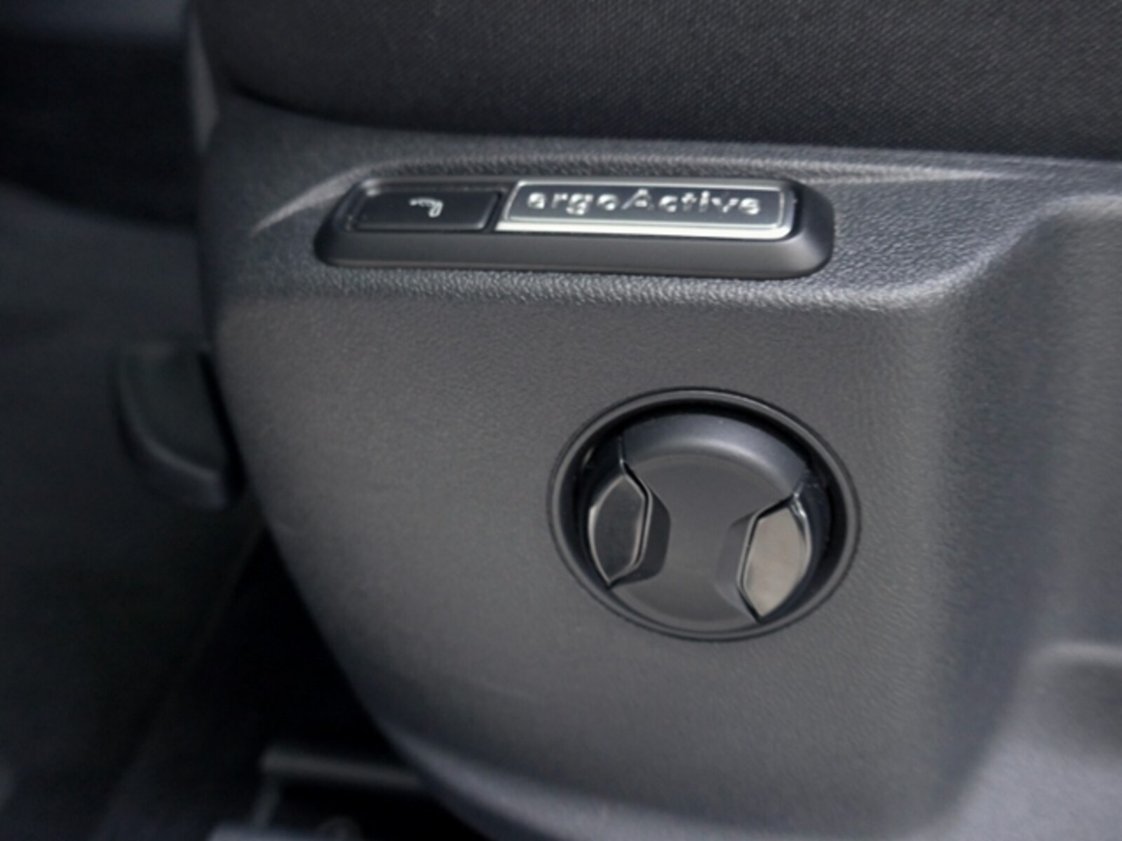 Volkswagen T-Roc – Bild 6