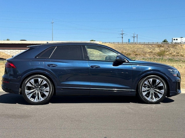 2026 Audi Q8