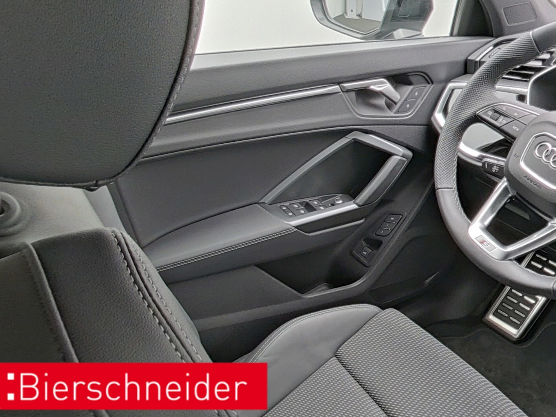 Audi Q3 Sportback S line