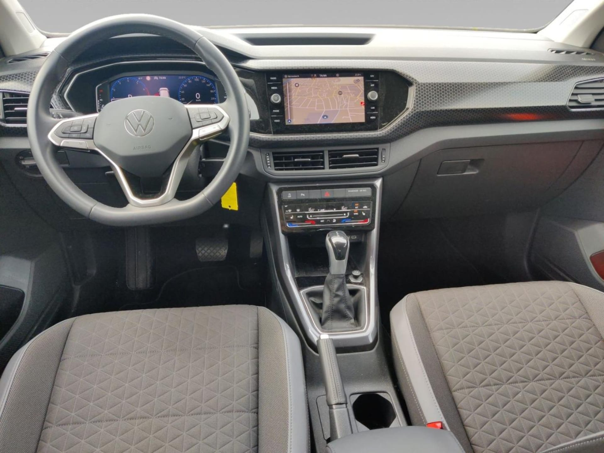 Volkswagen T-Cross Style