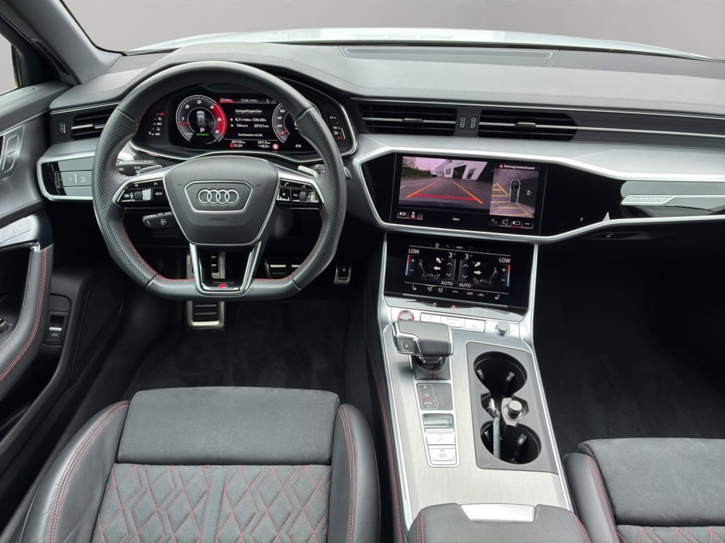 Bild über Audi S6 Avant TDI quattro tiptronic - für weitere Informationen kontaktieren Sie den Audi Partner