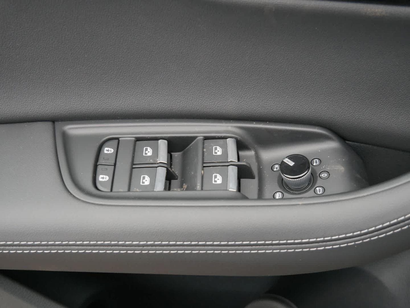 2026 Audi Q8 Premium Plus - Photo 15