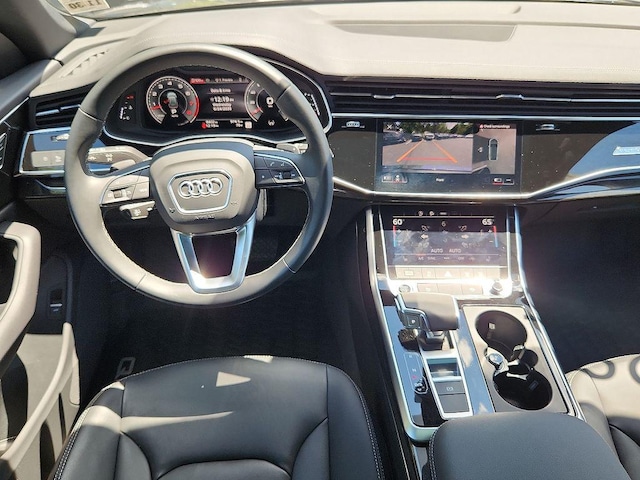 2025 Audi Q8