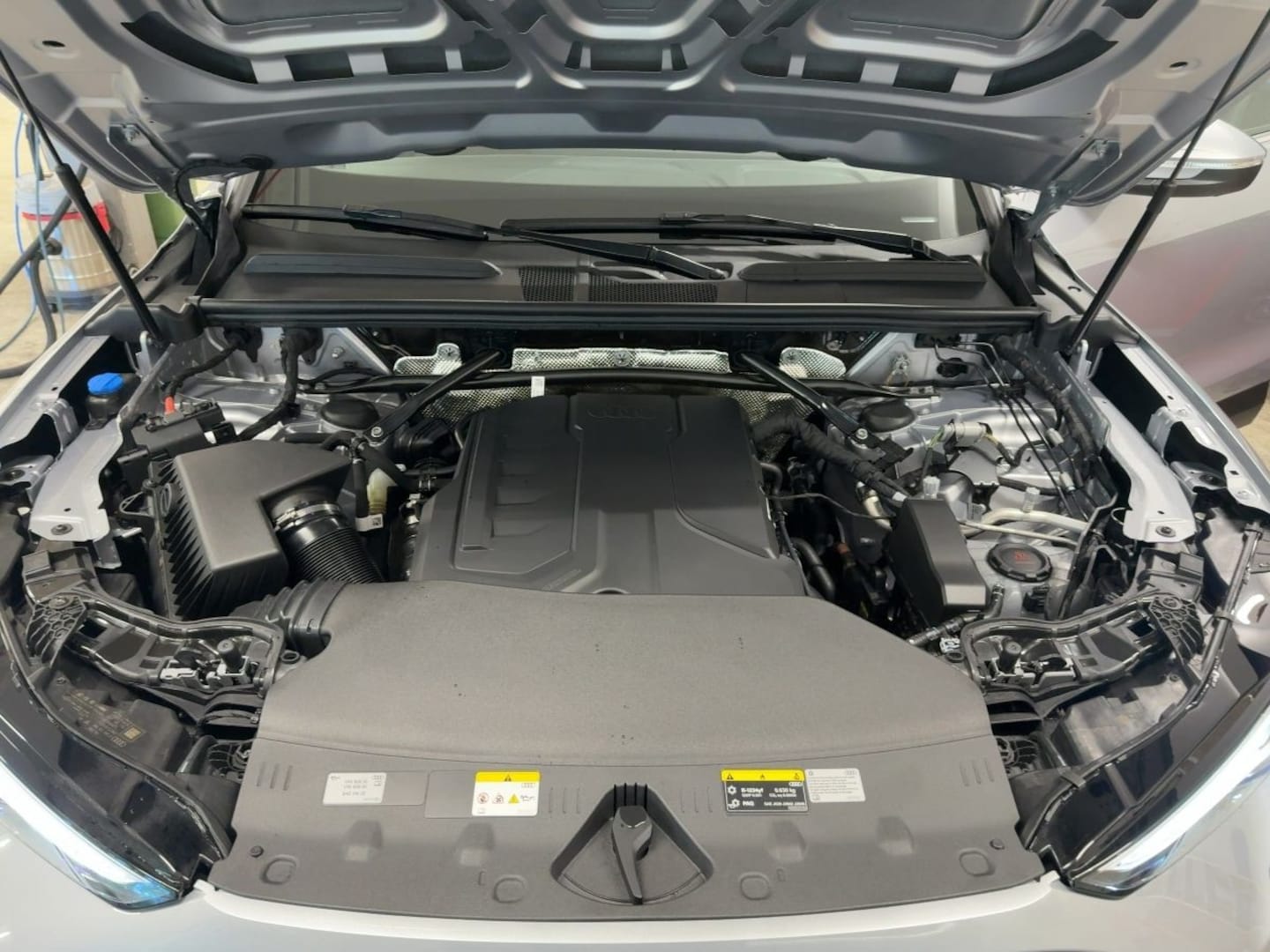 Bild über Audi Q5 SUV TFSI 150 kW S tronic - für weitere Informationen kontaktieren Sie den Audi Partner