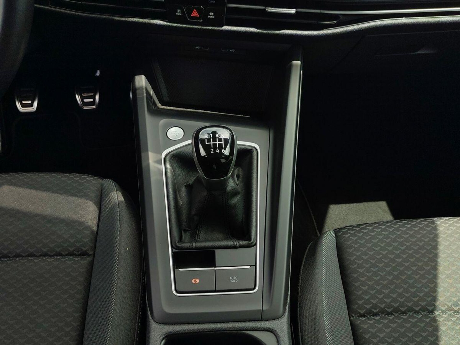 Volkswagen Golf Active