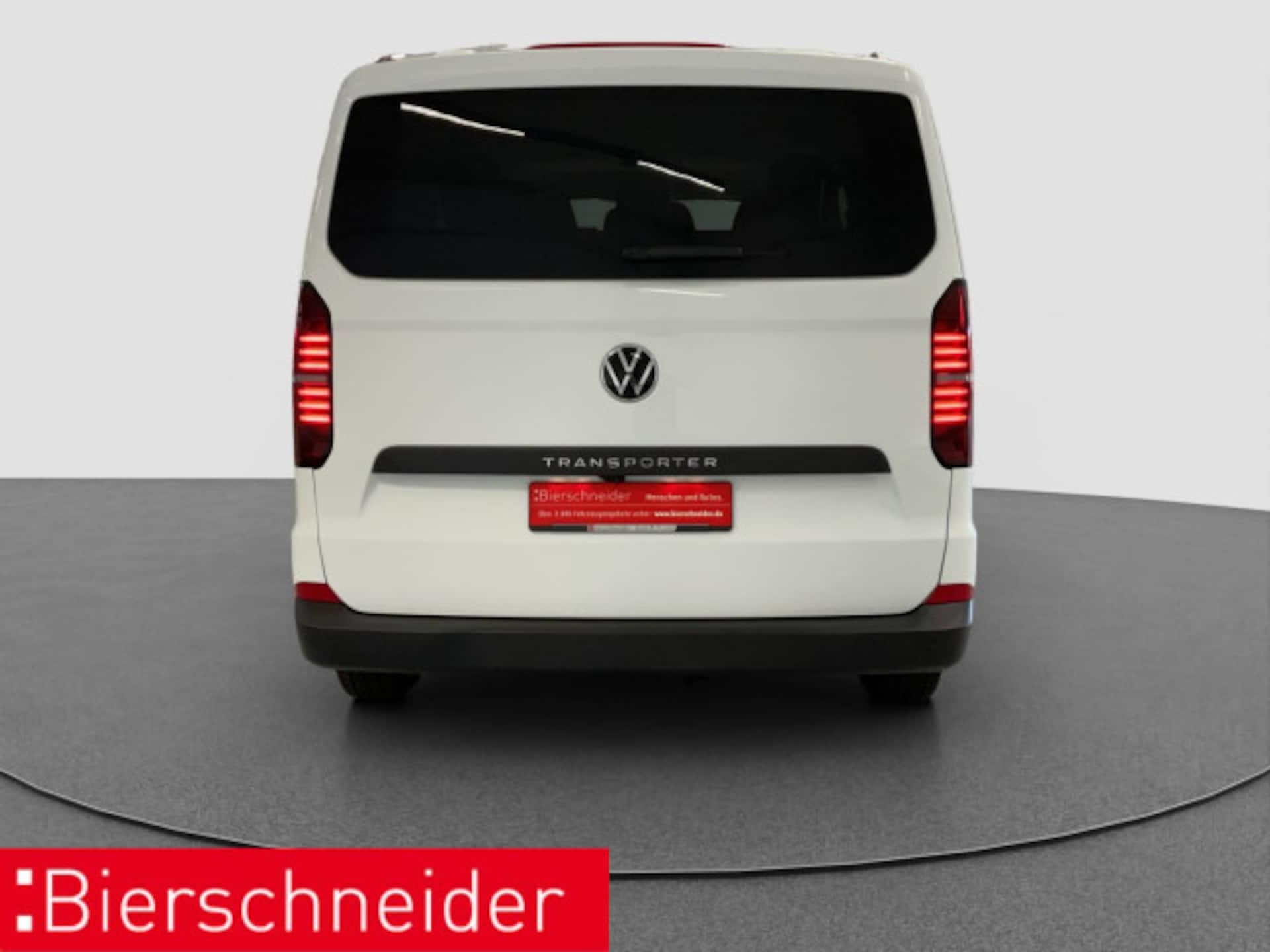 Volkswagen Transporter Kombi kurzer Radstand