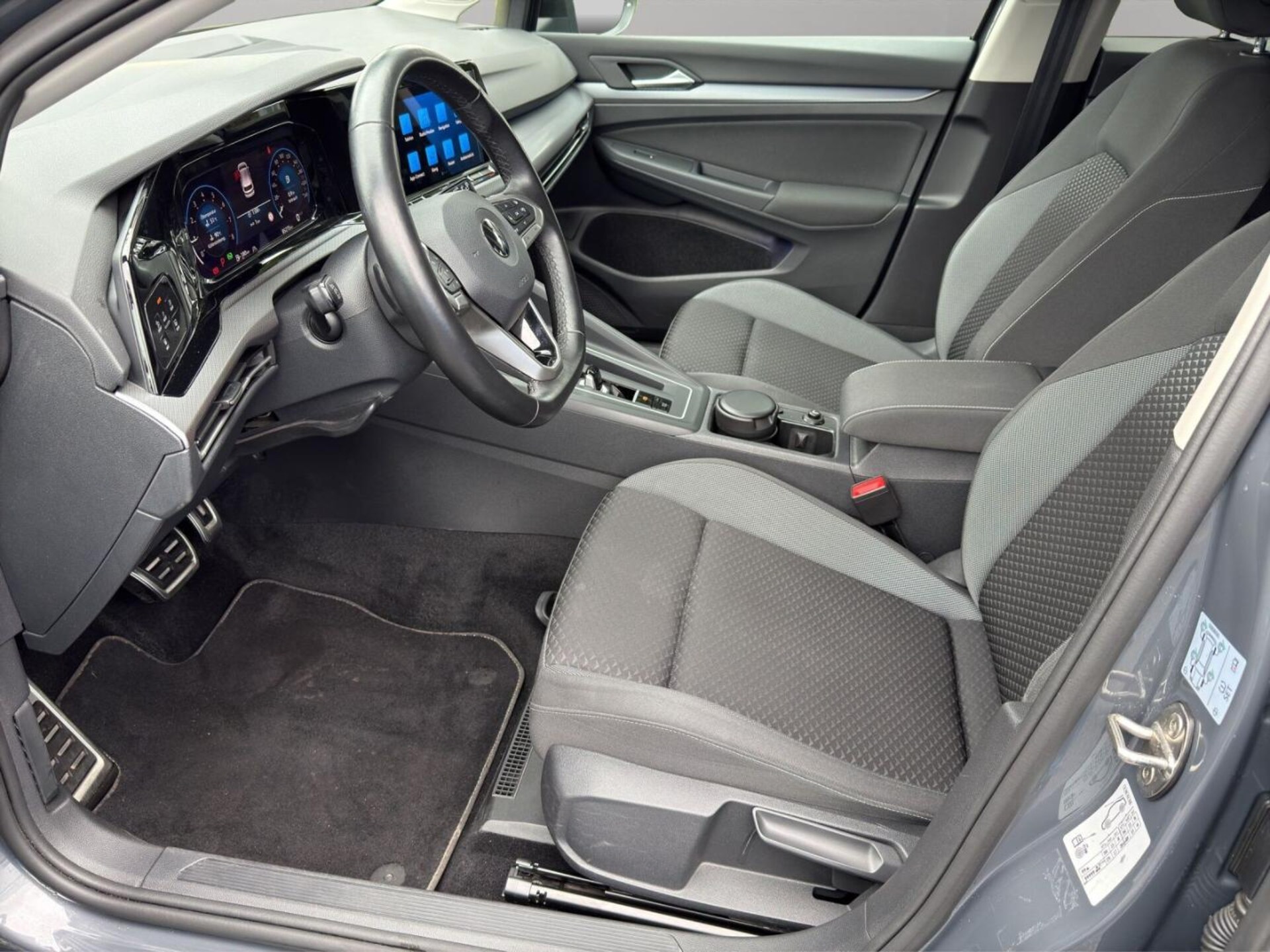 Volkswagen Golf Active