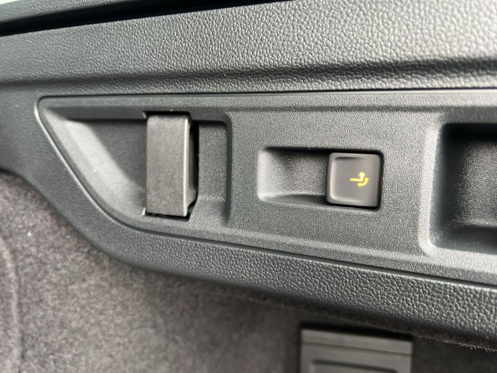 Volkswagen Passat – Bild 25