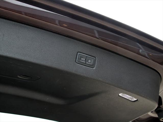 2022 AUDI Q7 - Image 40