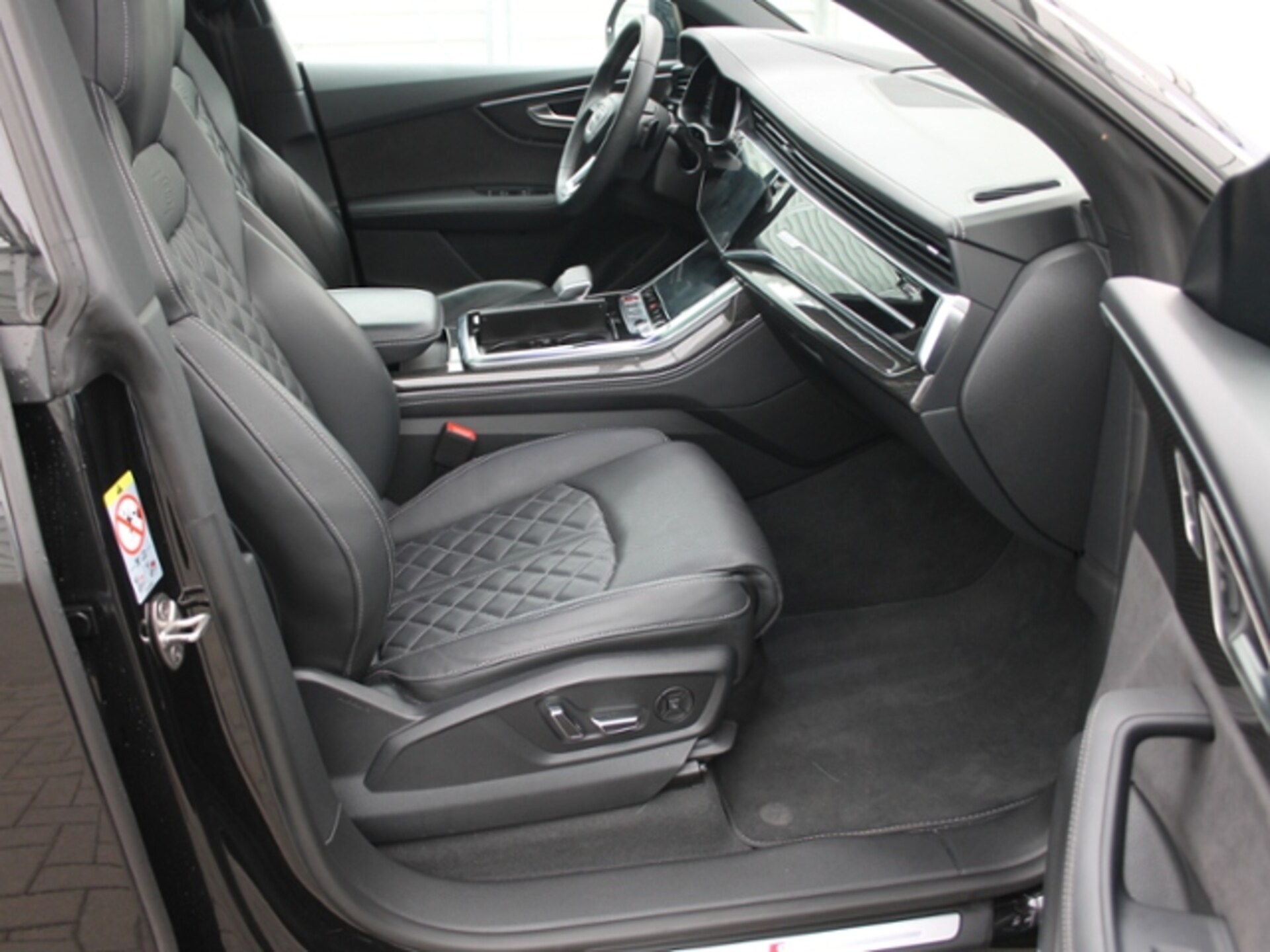 Audi SQ8 SUV