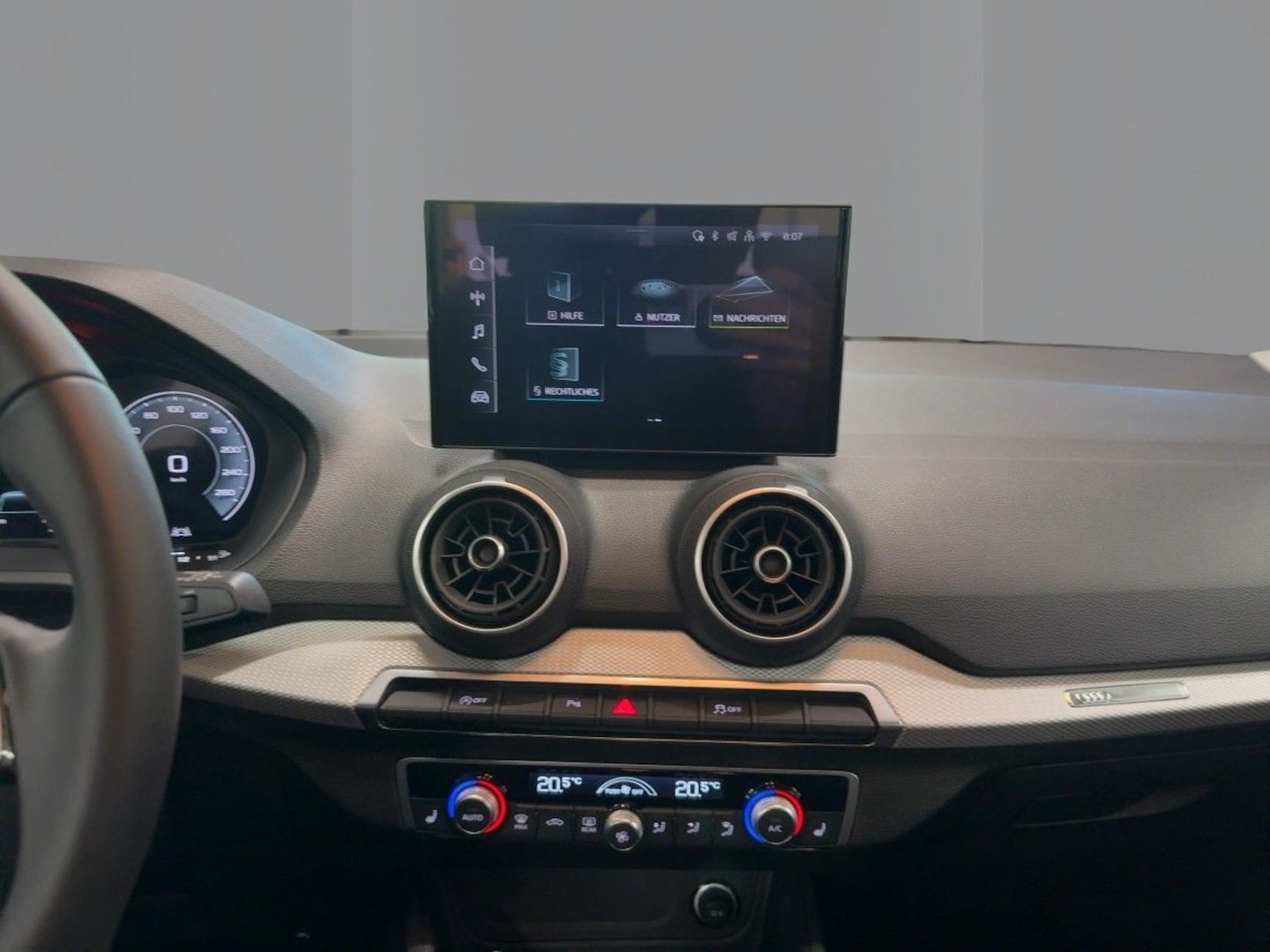 Bild über Audi Q2 advanced 35 TFSI 110(150) kW(PS) S tronic - für weitere Informationen kontaktieren Sie den Audi Partner