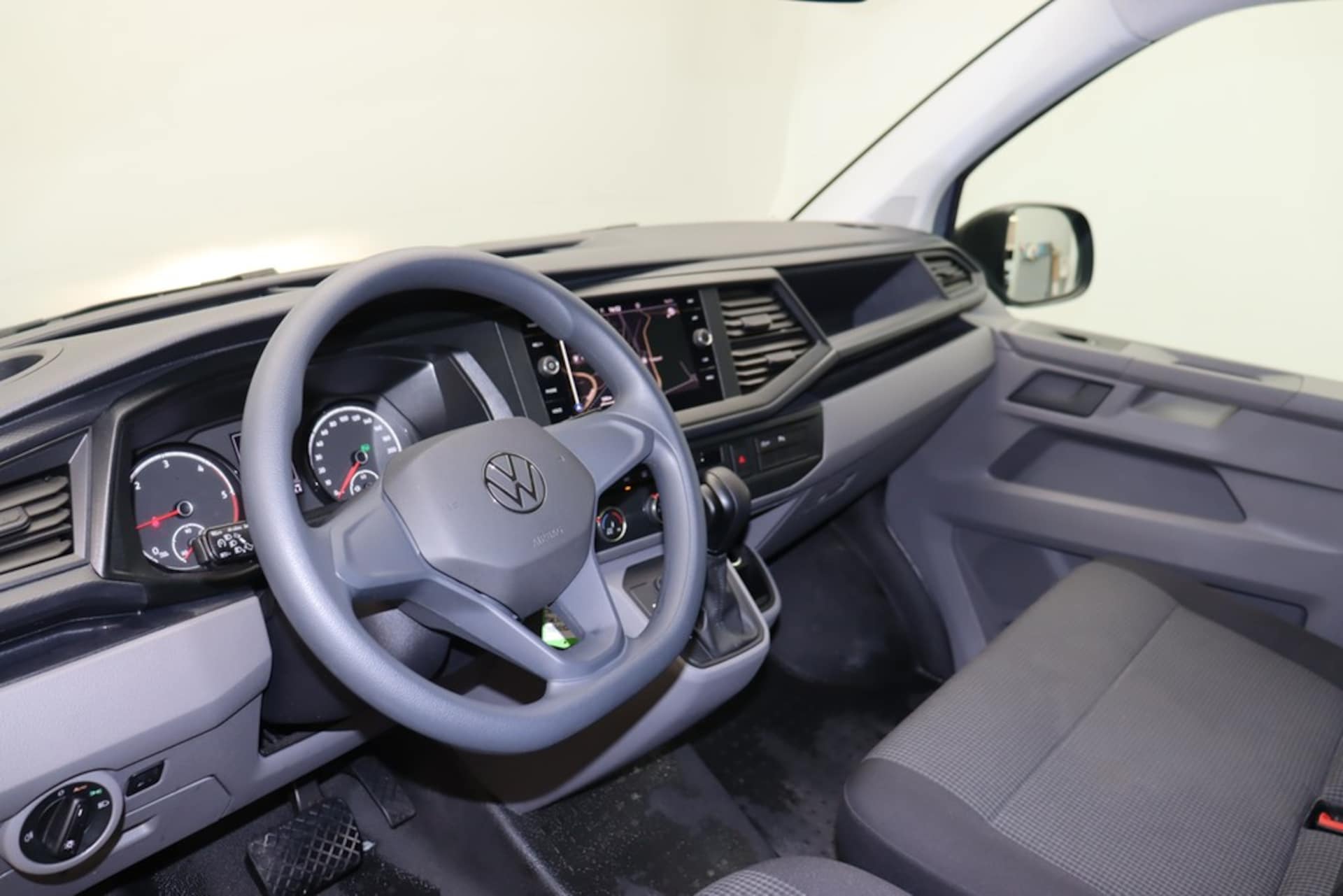 Volkswagen T6.1 Transporter Kasten kurzer Radstand