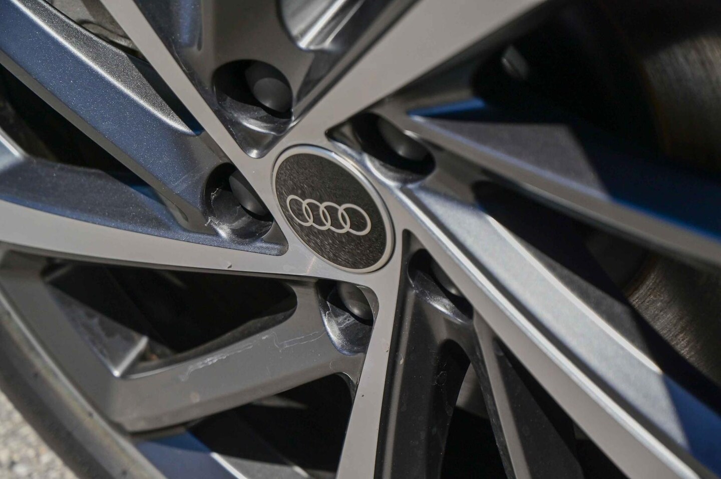 Image about Audi Q5 SUV TDI quattro 150 kW sport